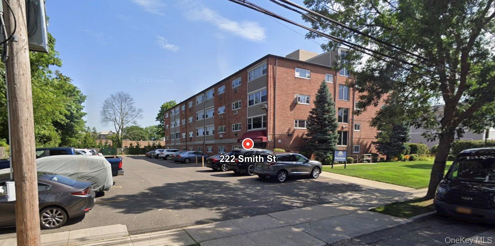 222 Smith Street 4F Property Photo 1