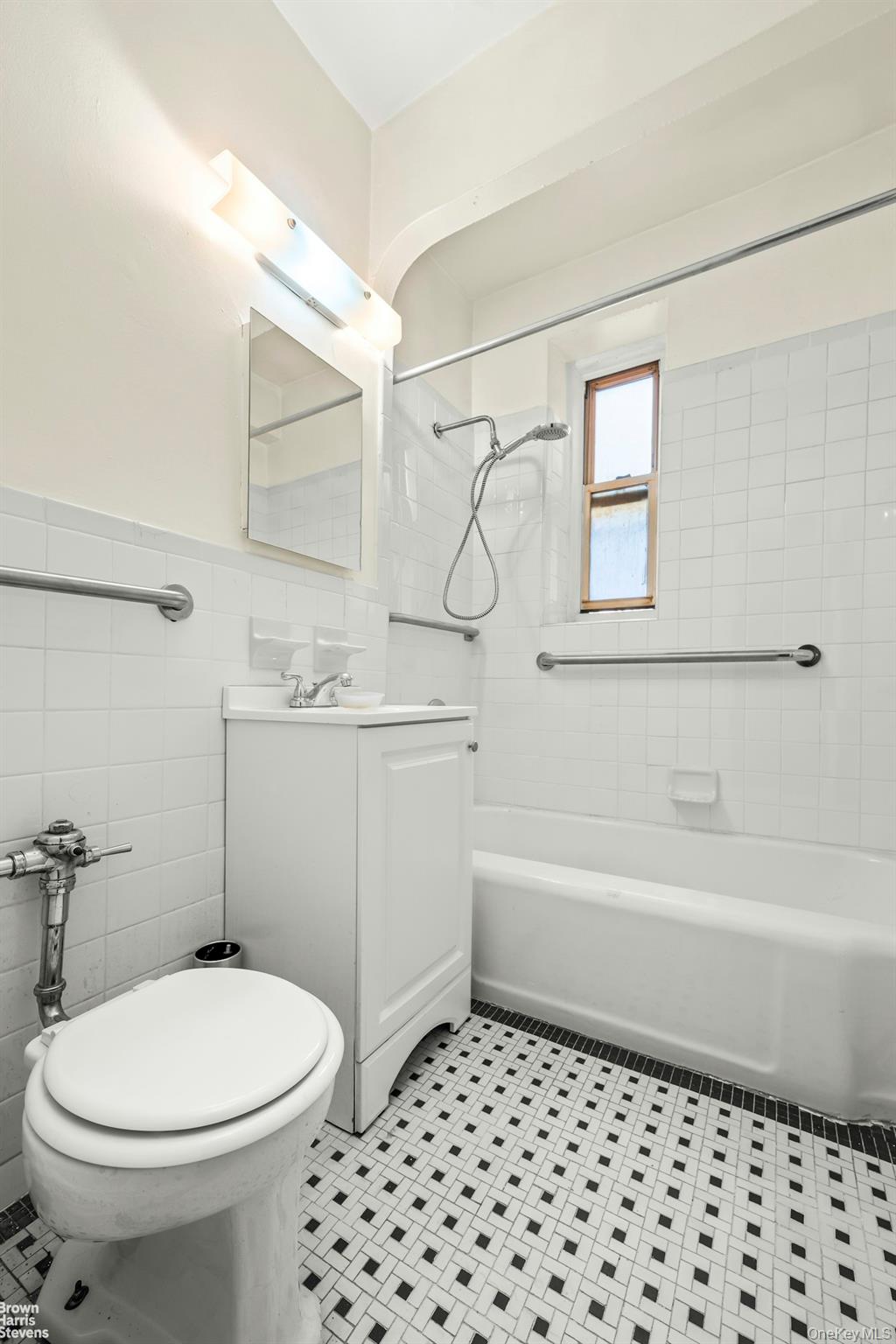 77-14 113th Street 3o Property Photo 10