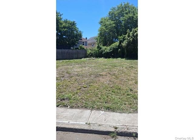 2261 Loretta Road Property Photo 4