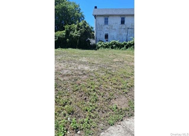 2261 Loretta Road Property Photo 7