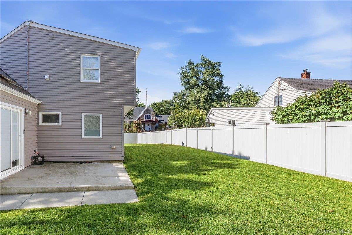 2 Violet Lane Property Photo 26