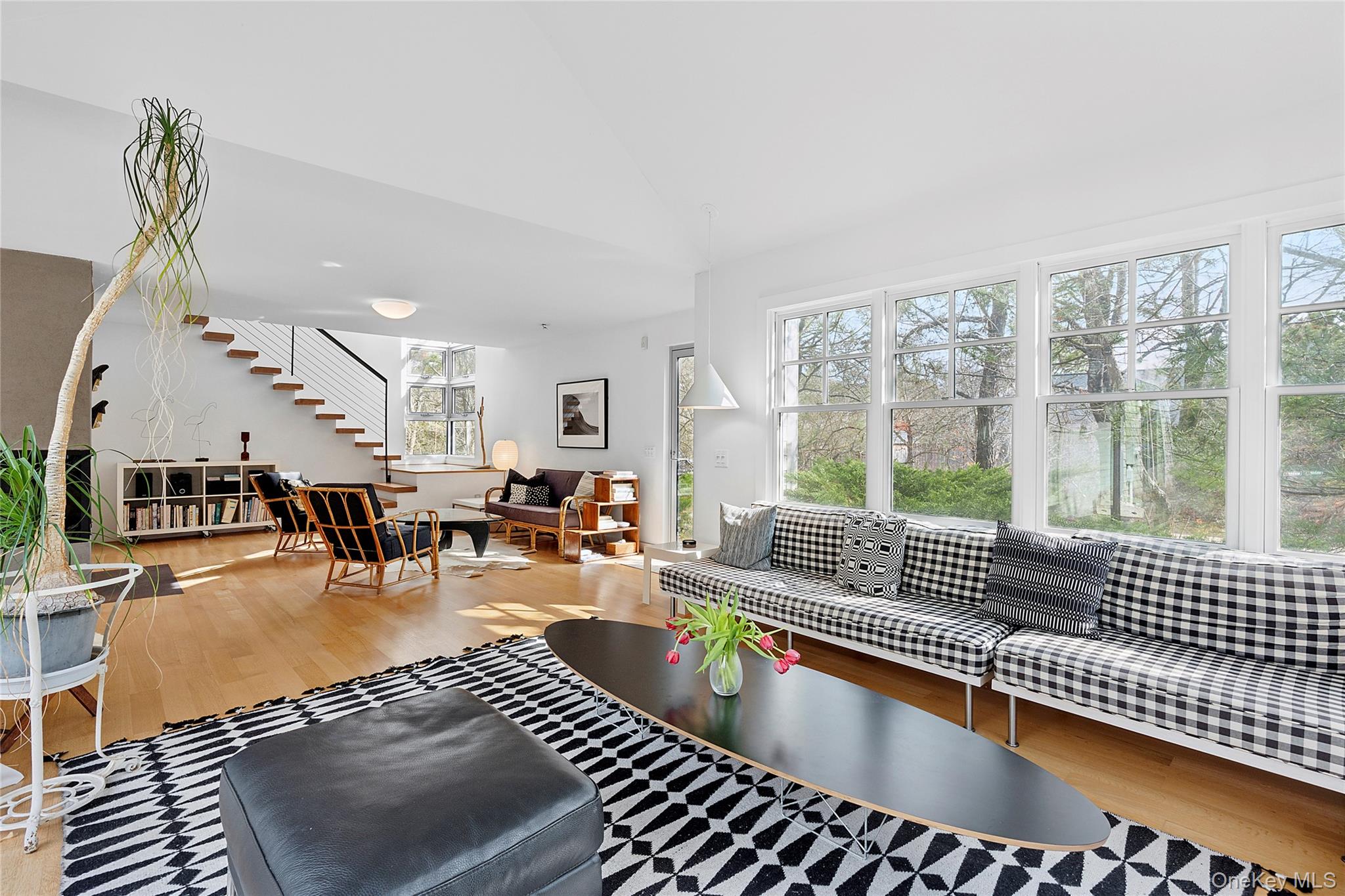 54 Gardiner Drive Property Photo 3
