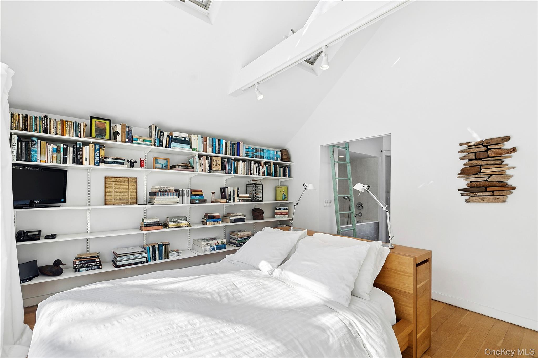 54 Gardiner Drive Property Photo 14