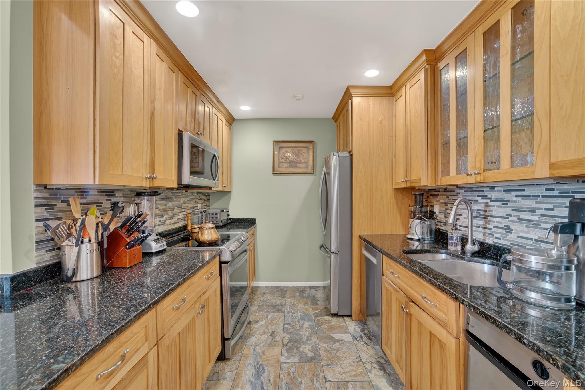 341 Furnace Dock Road 11 Property Photo 14