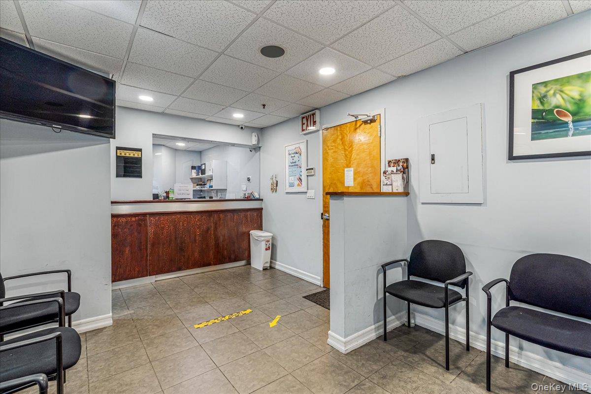 957158 Property Photo 1