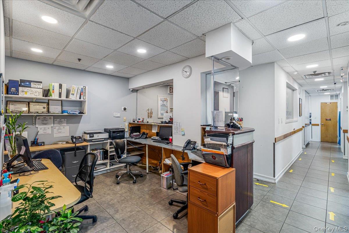 957158 Property Photo 24
