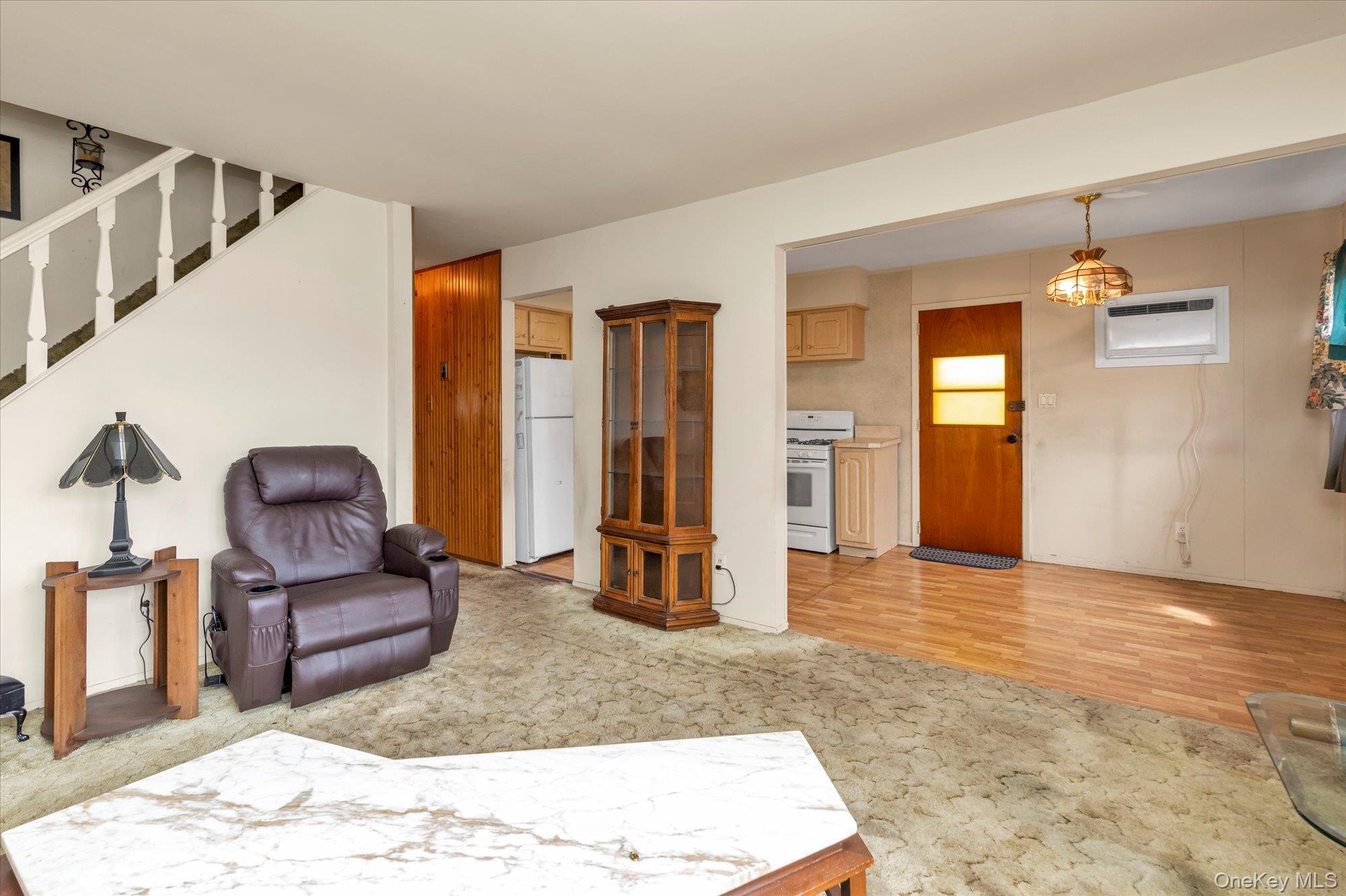 20 Hunter Avenue Property Photo 6