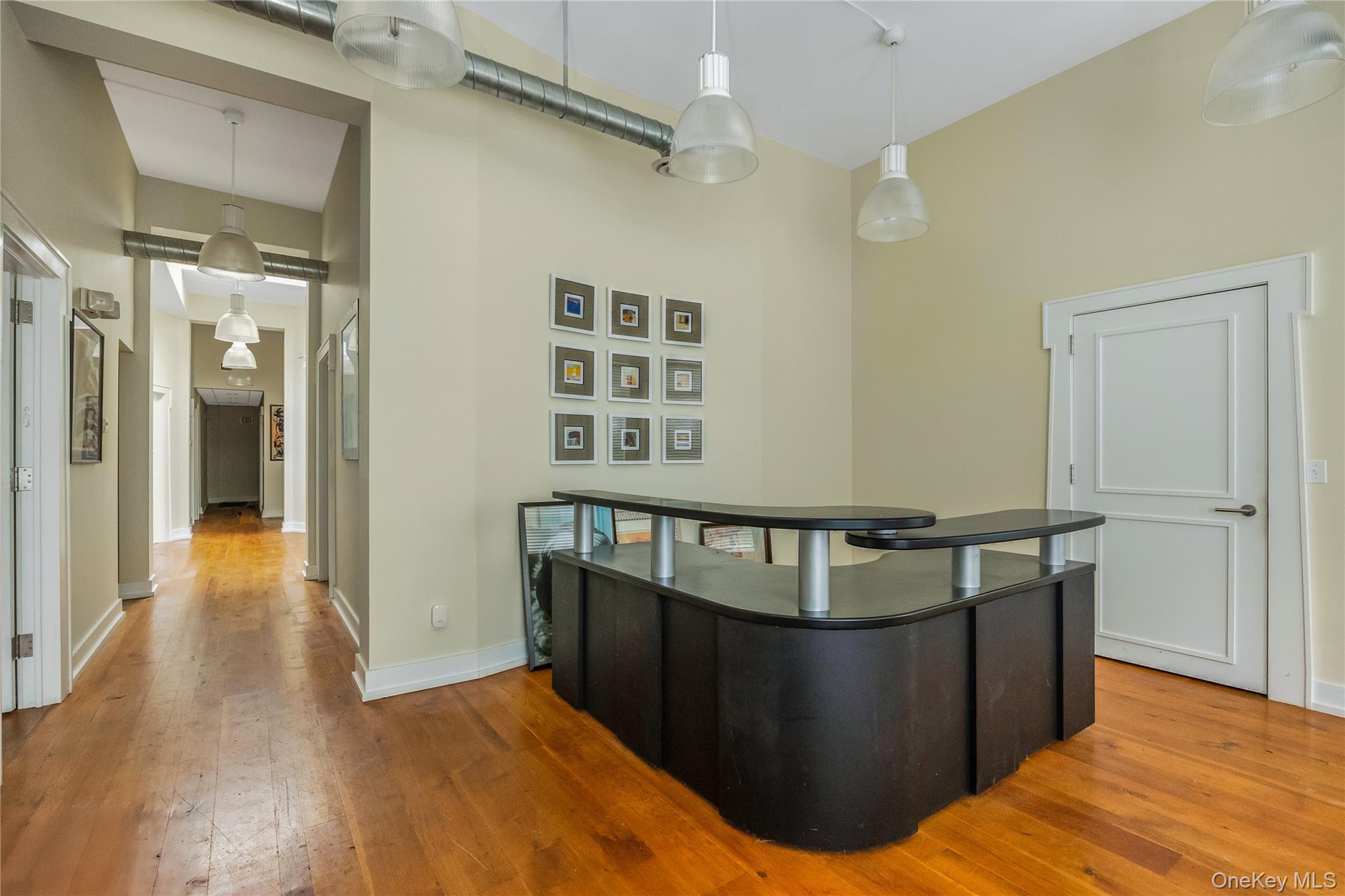 11 S Park Avenue Property Photo 4