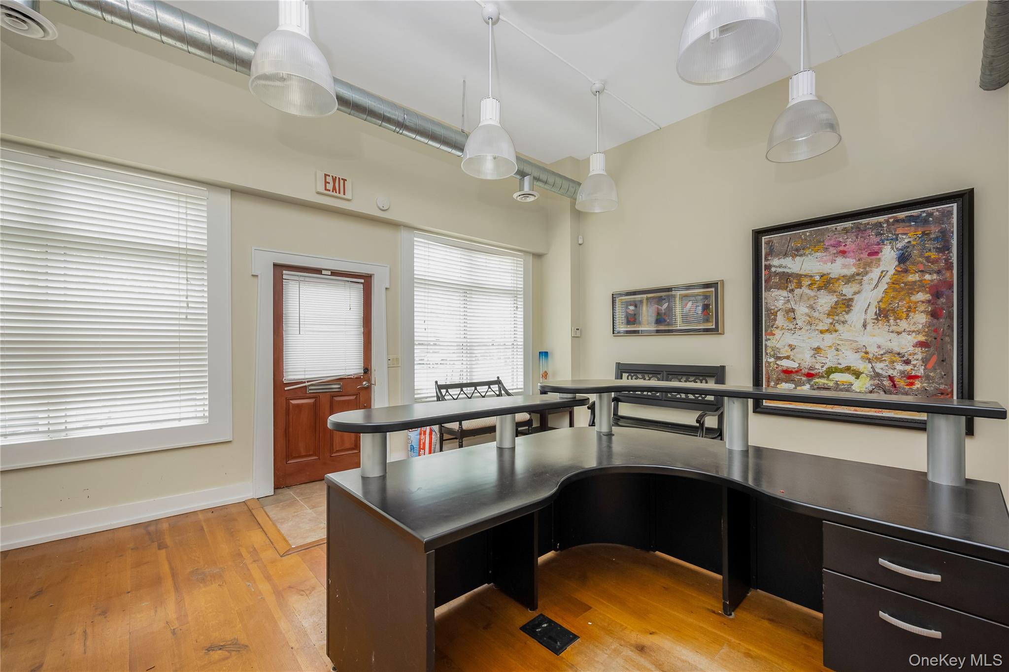 11 S Park Avenue Property Photo 5