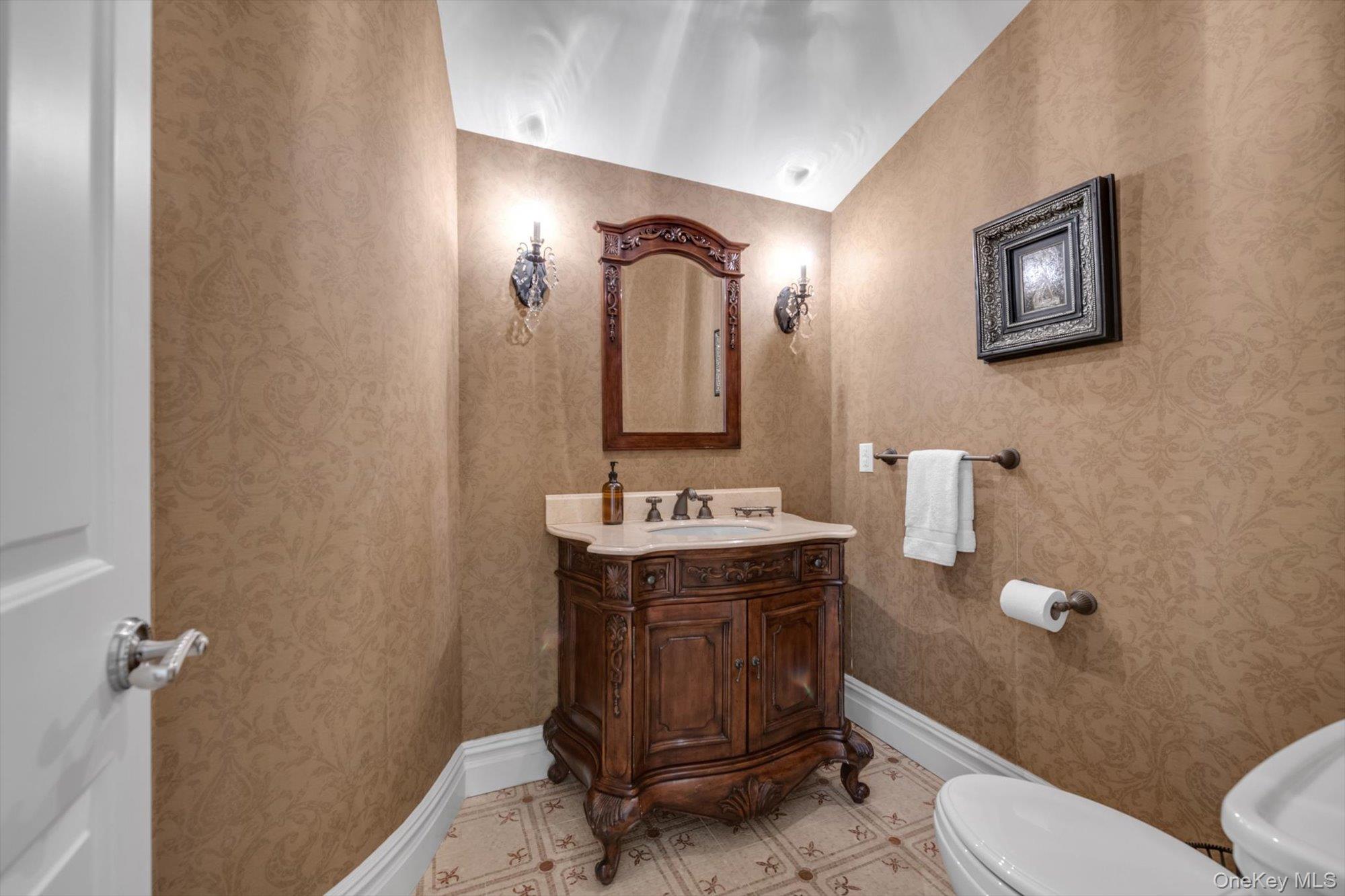 233 Everit Avenue Property Photo 14