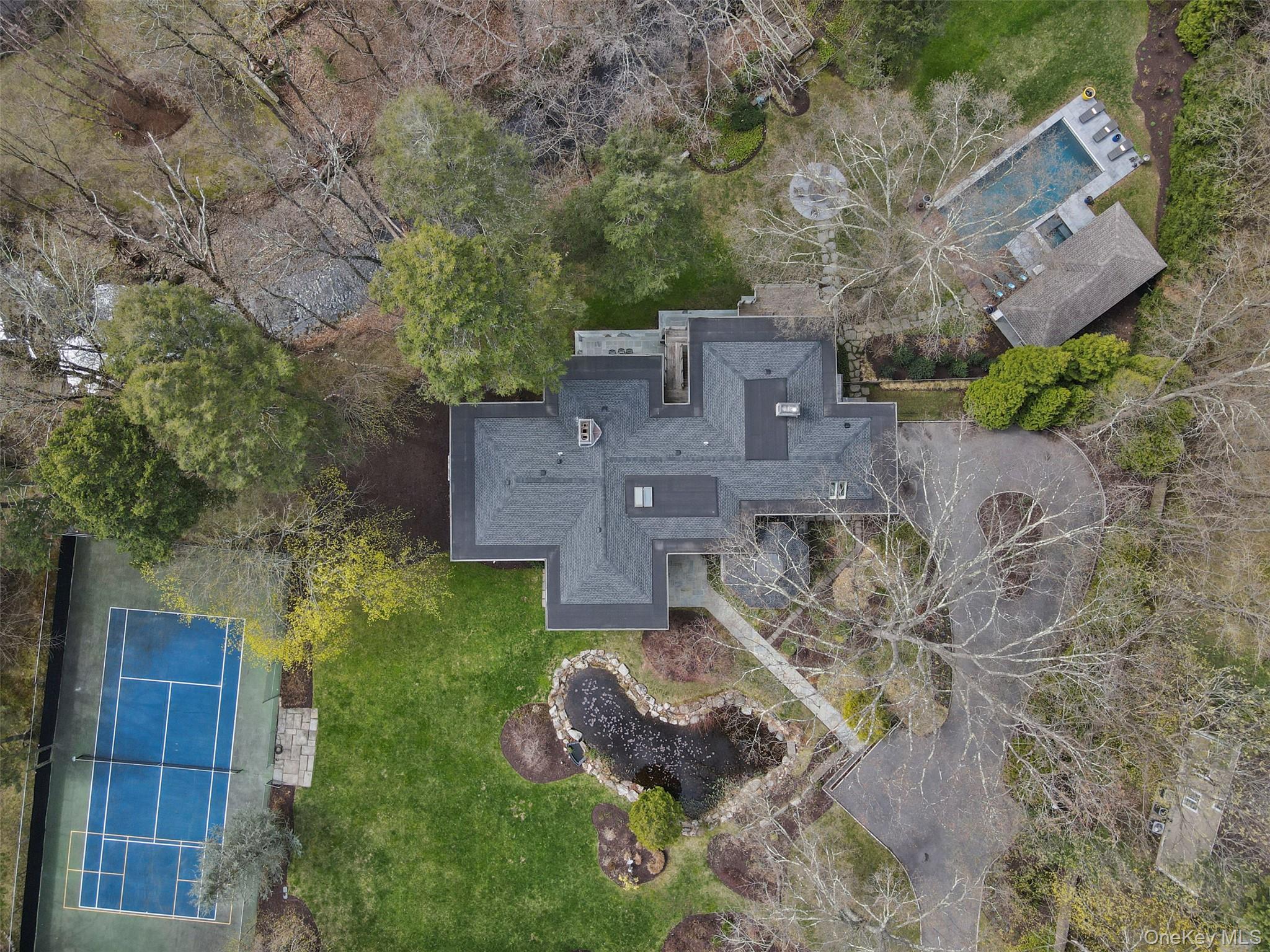 54 Lincoln Avenue Property Photo 1