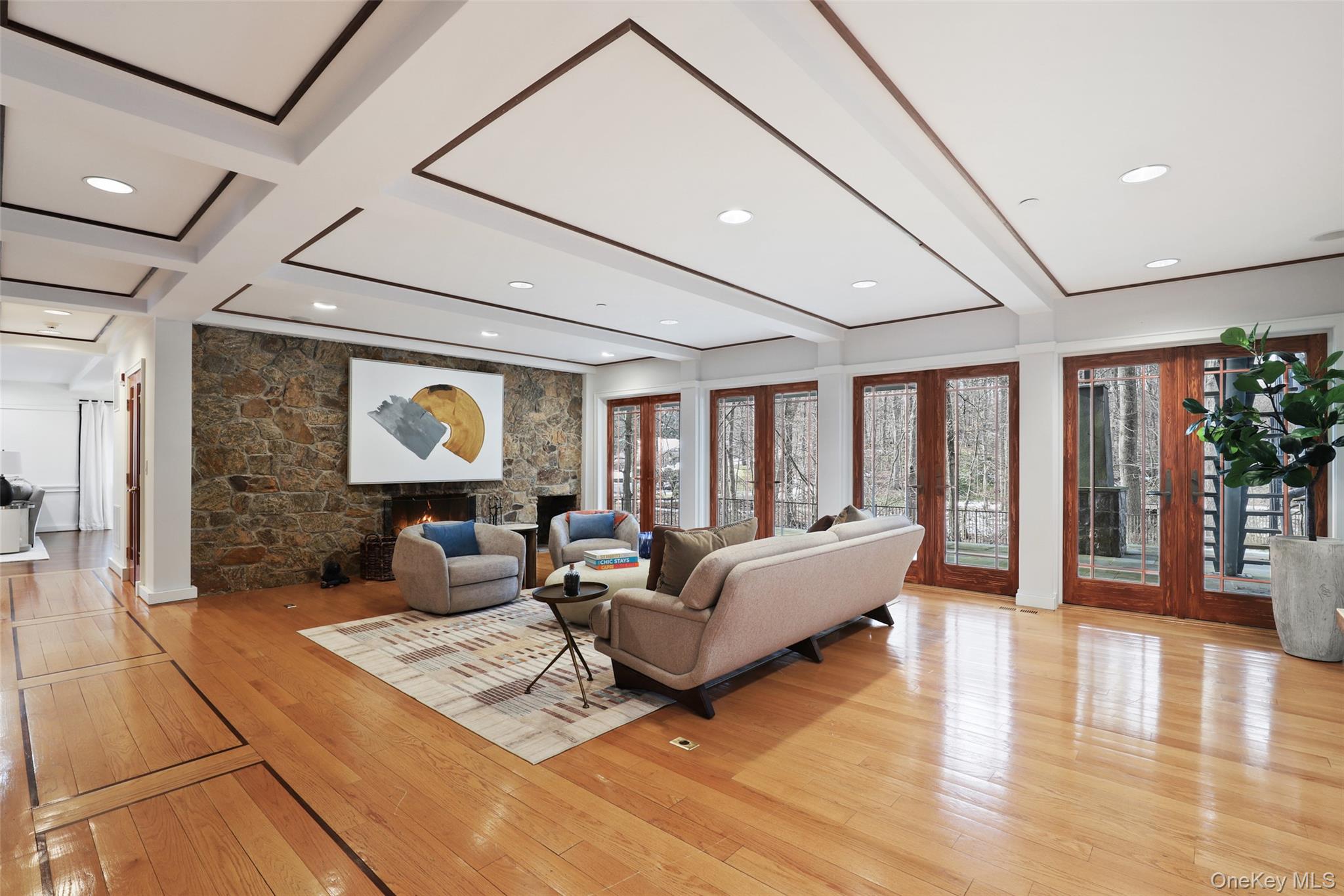 54 Lincoln Avenue Property Photo 13