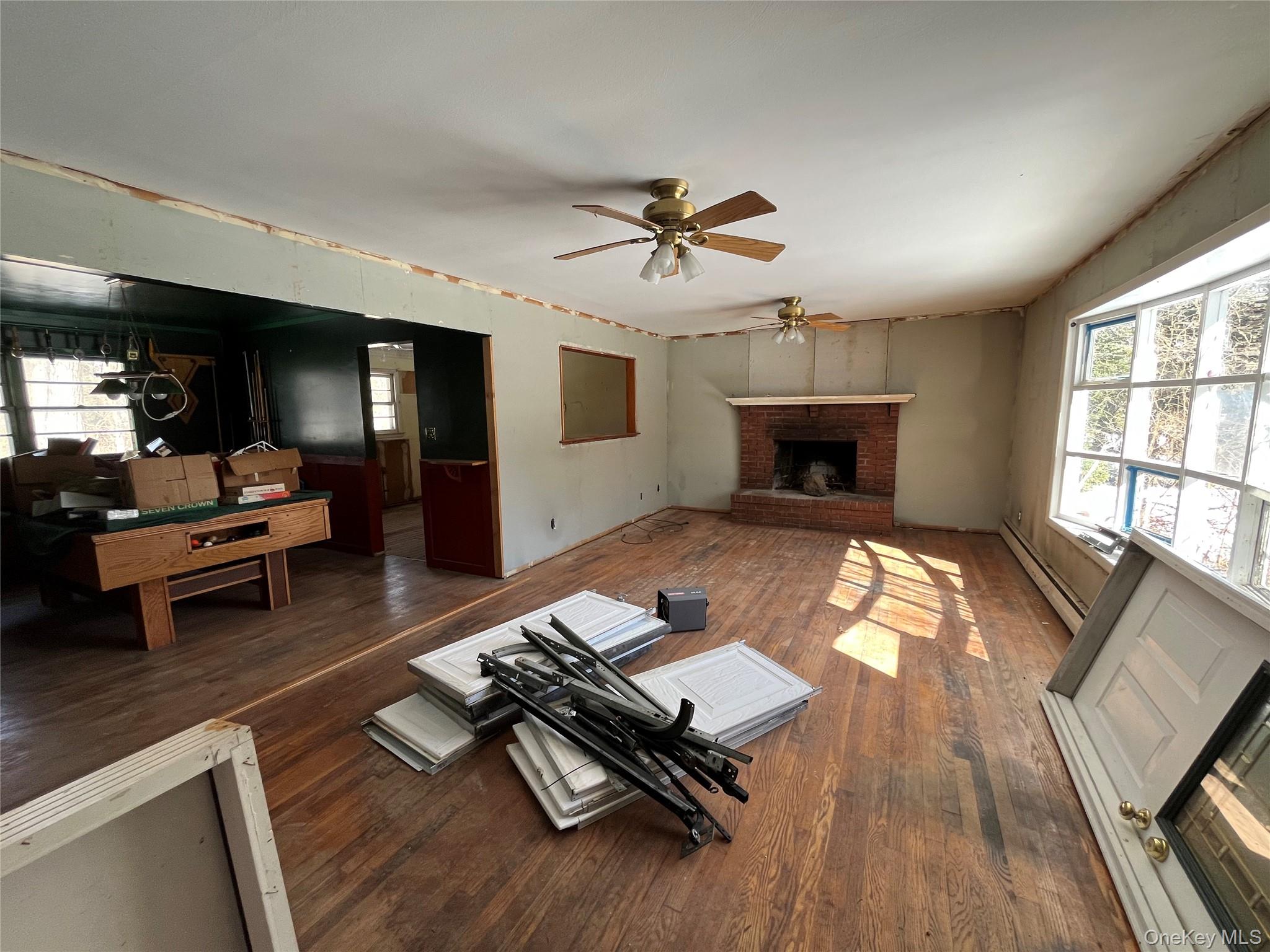 802 Tooker Avenue Property Photo 2