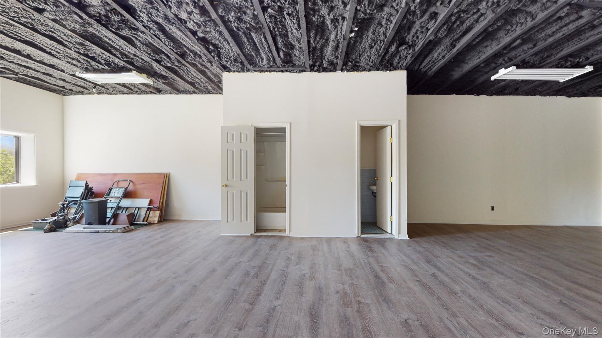 166 W Park Avenue Property Photo 15