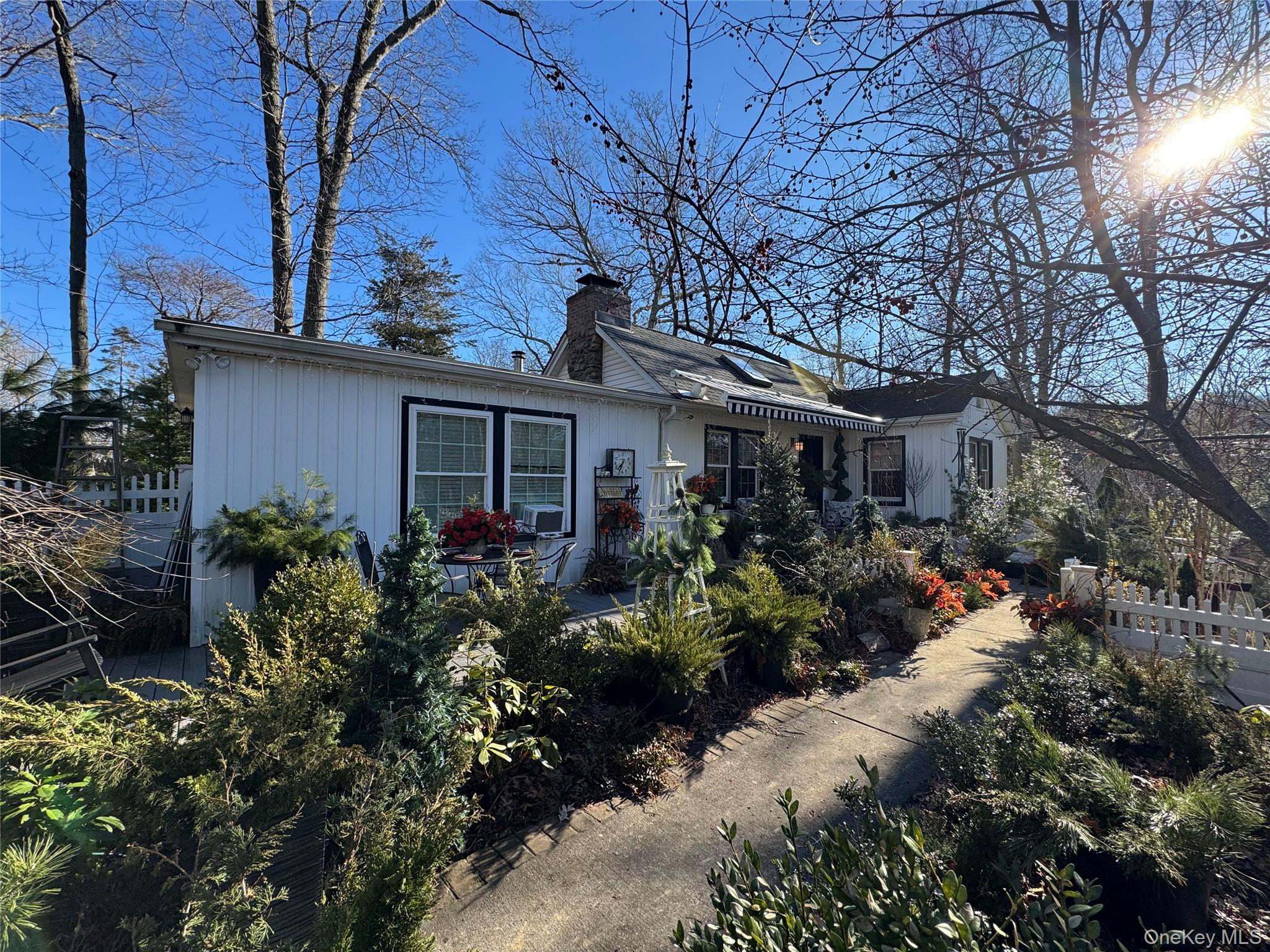 136 Beach Road Property Photo 2