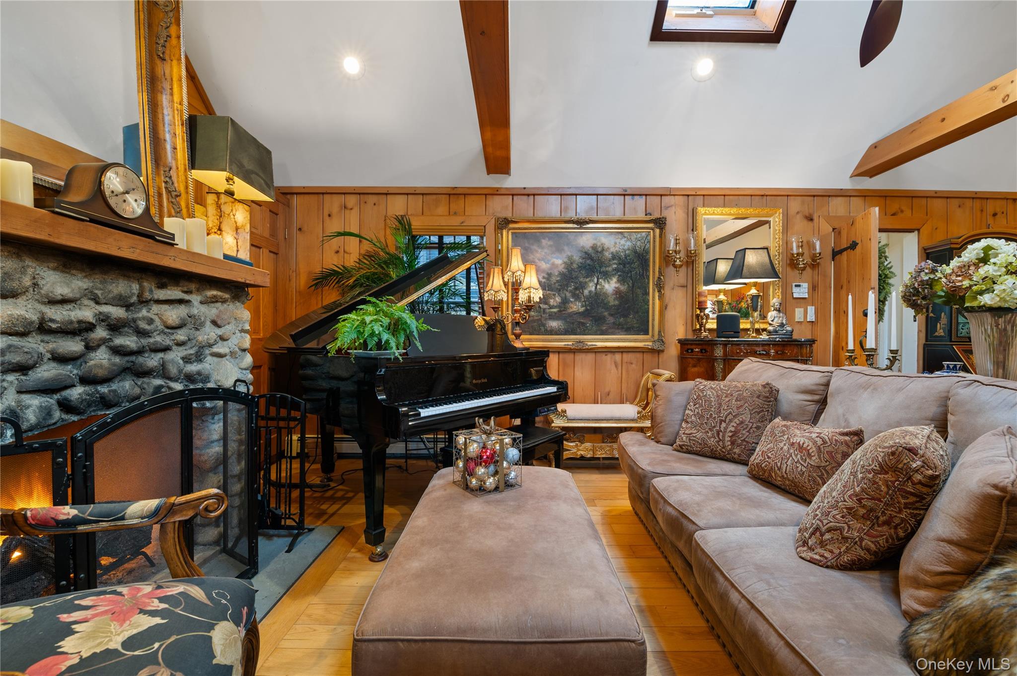 136 Beach Road Property Photo 12