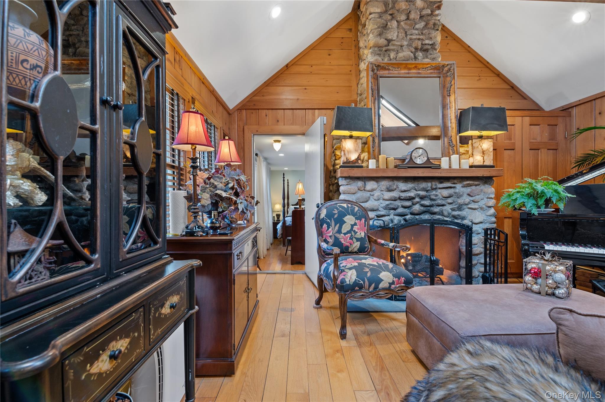 136 Beach Road Property Photo 14