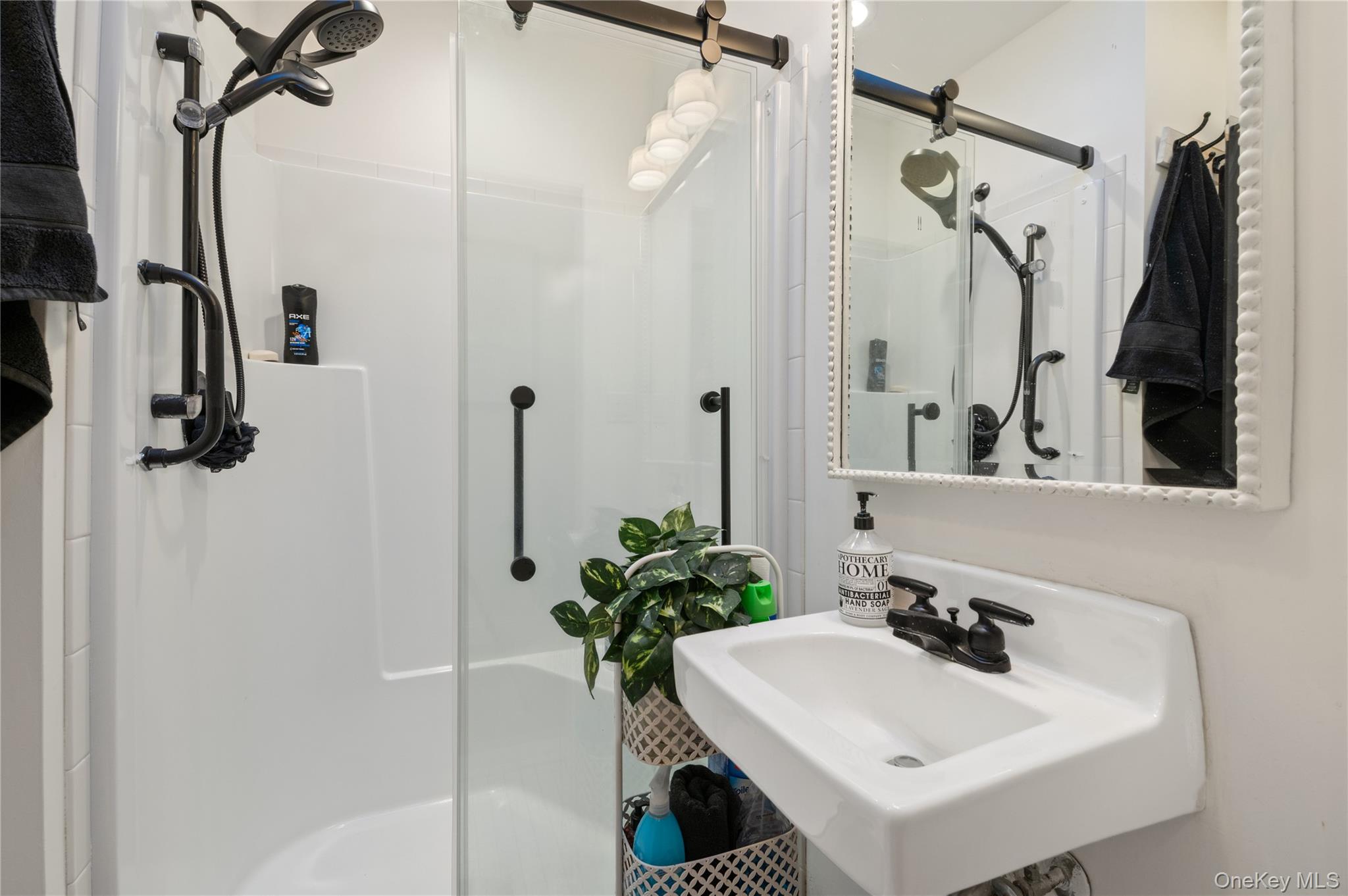 136 Beach Road Property Photo 19