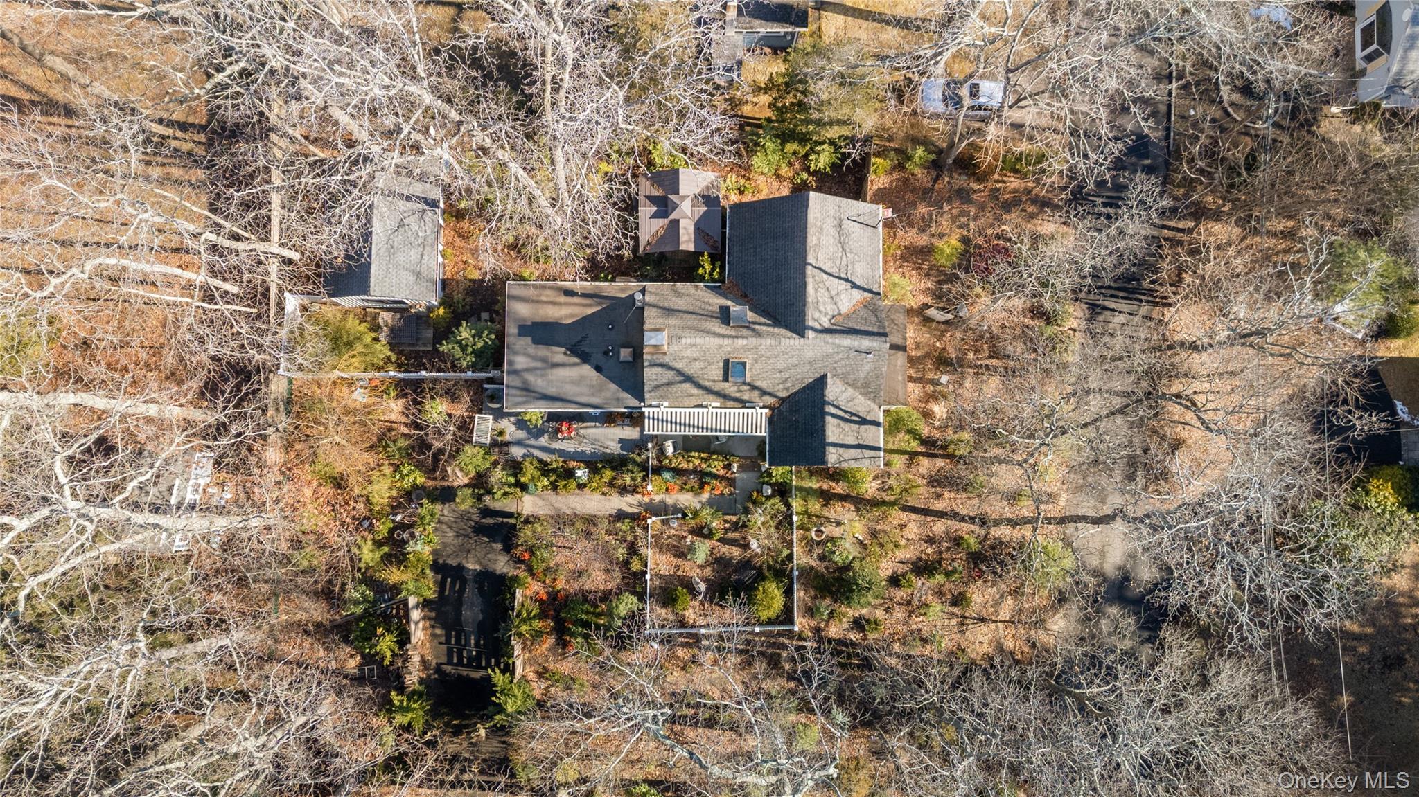 136 Beach Road Property Photo 44