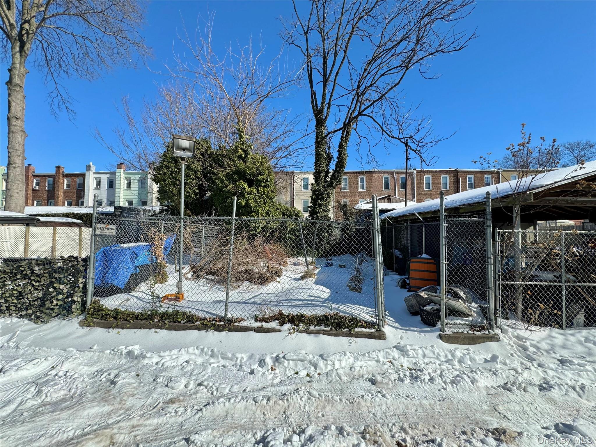 11527 122nd Street Property Photo 13