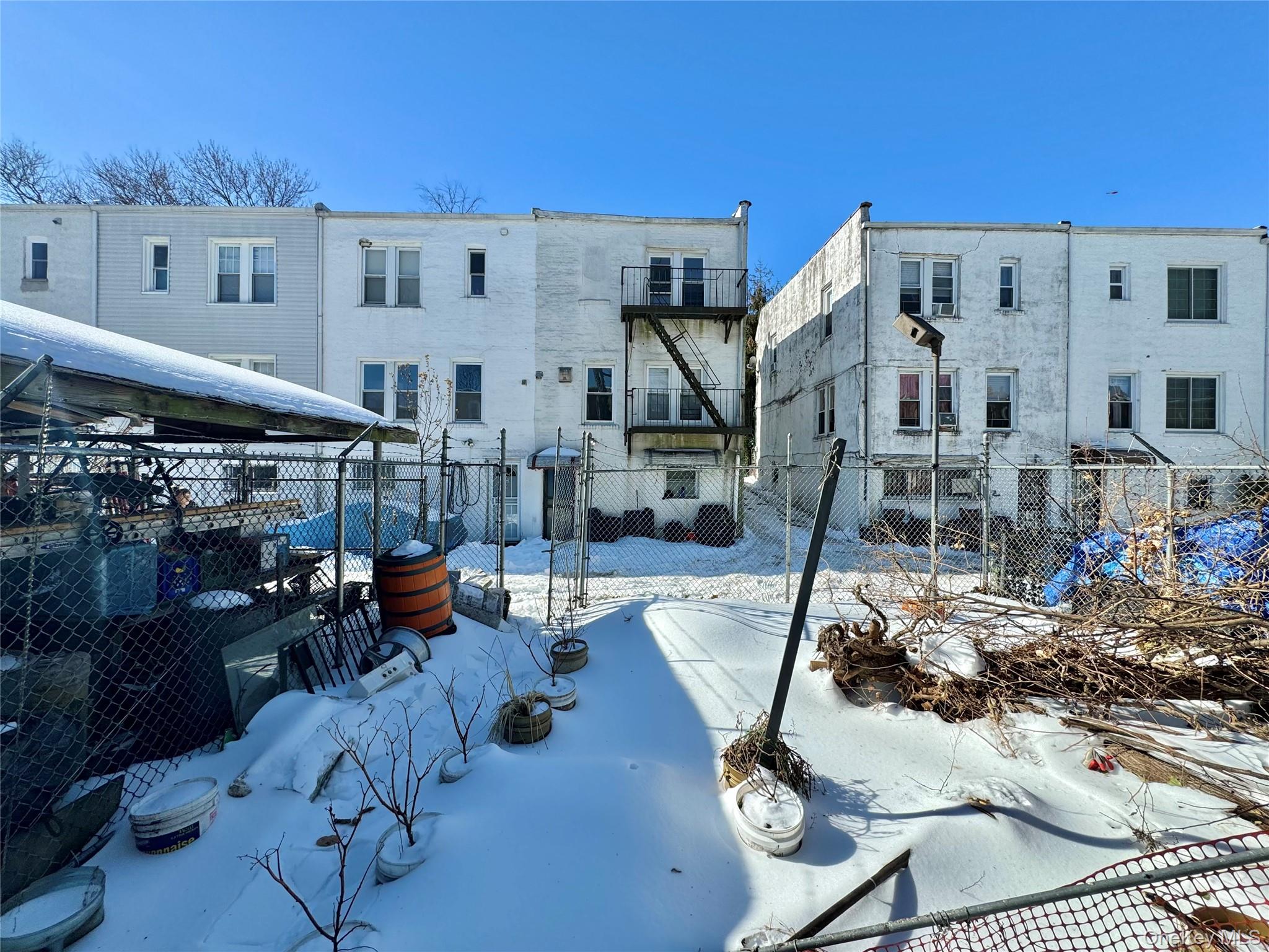 11527 122nd Street Property Photo 14