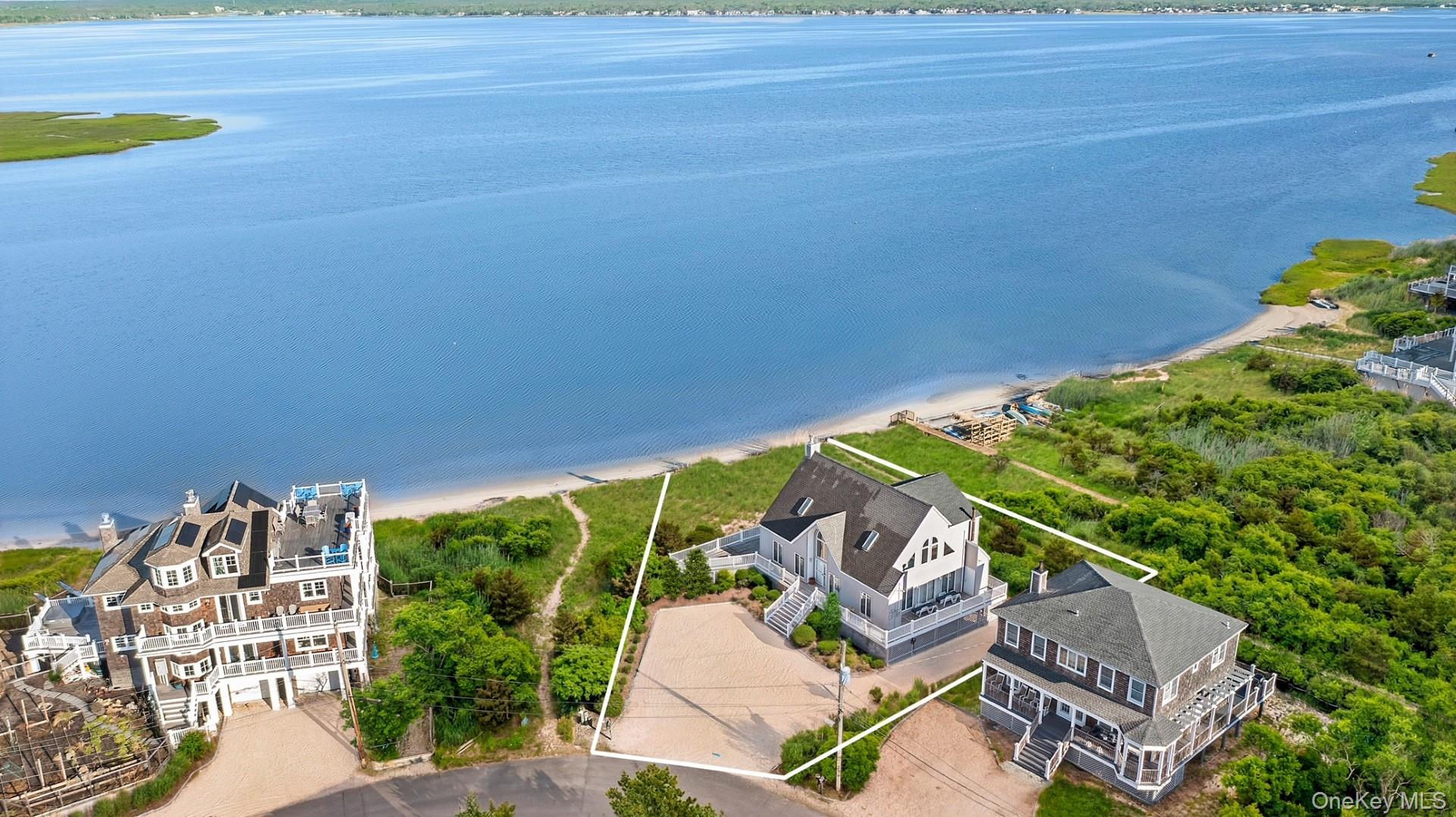 8 Dune Lane Property Photo 1