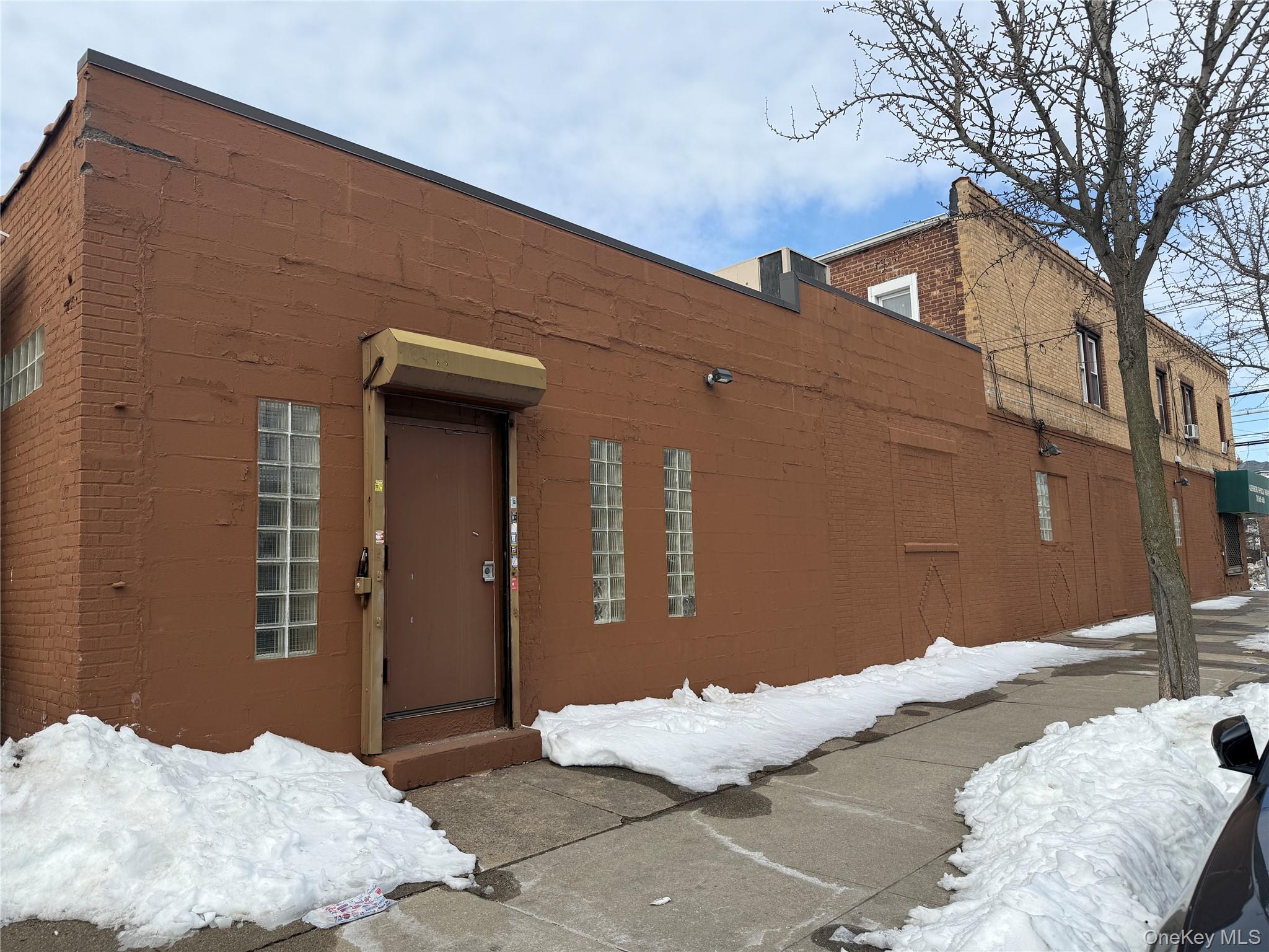 11420 Rockaway Boulevard Property Photo 12
