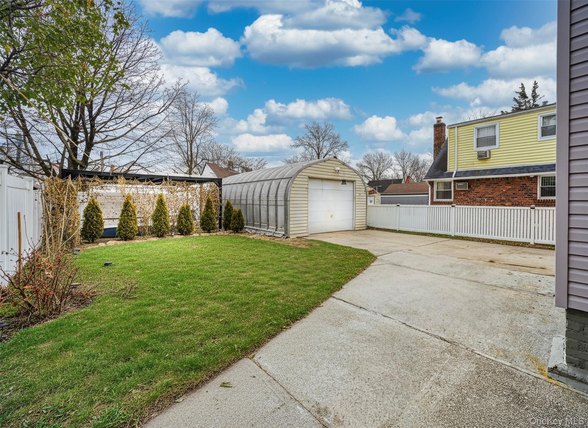 35 Barwick Street Property Photo 44