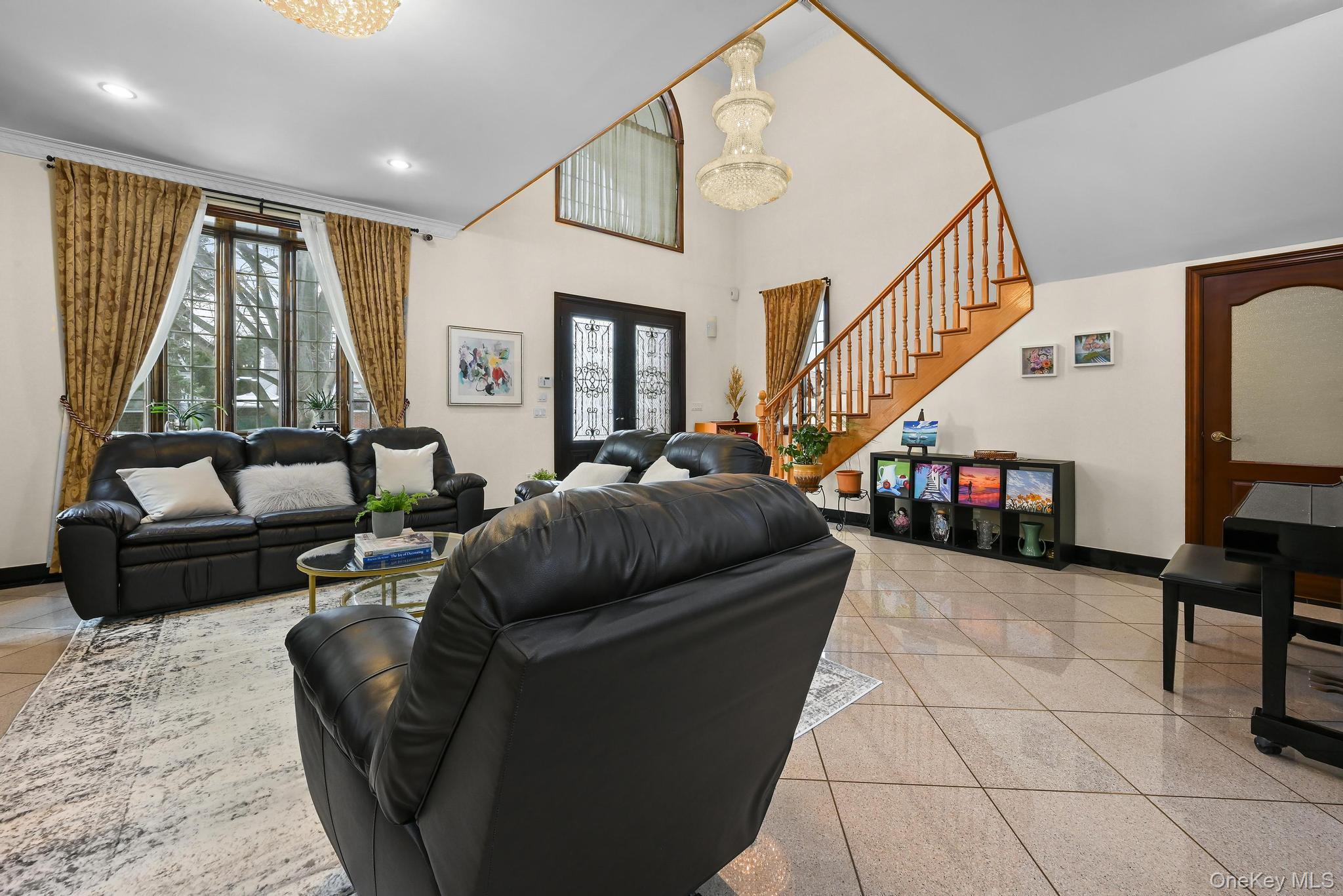 6537 169th Street Property Photo 10