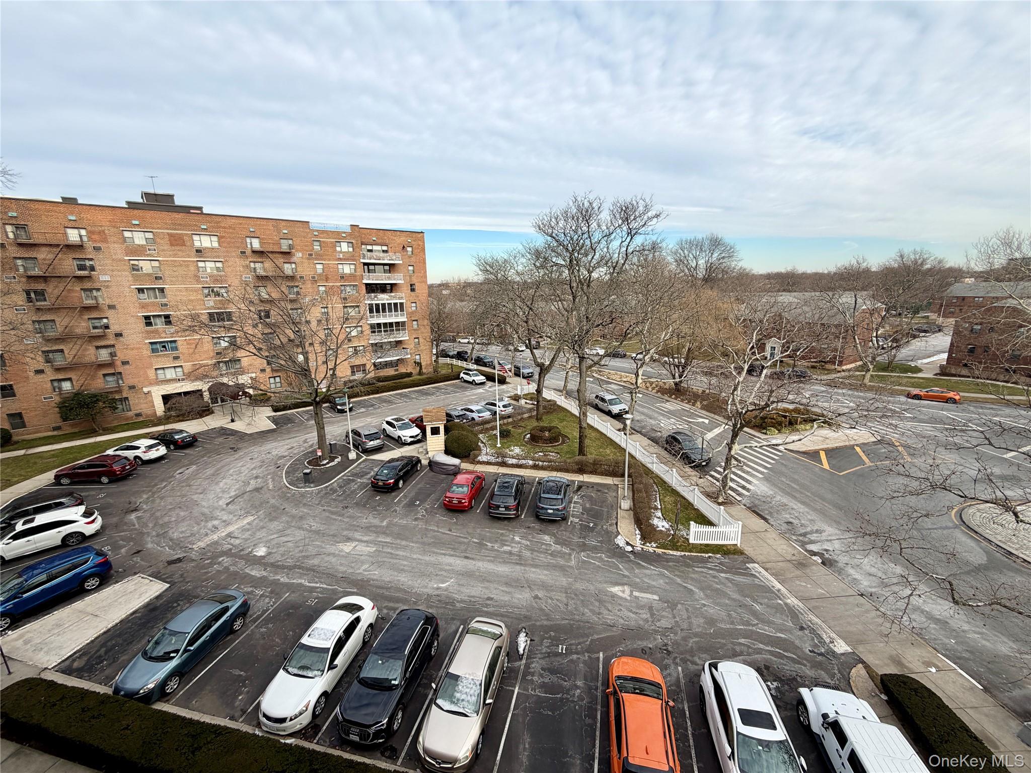 89-35 155 Avenue 4c Property Photo 27