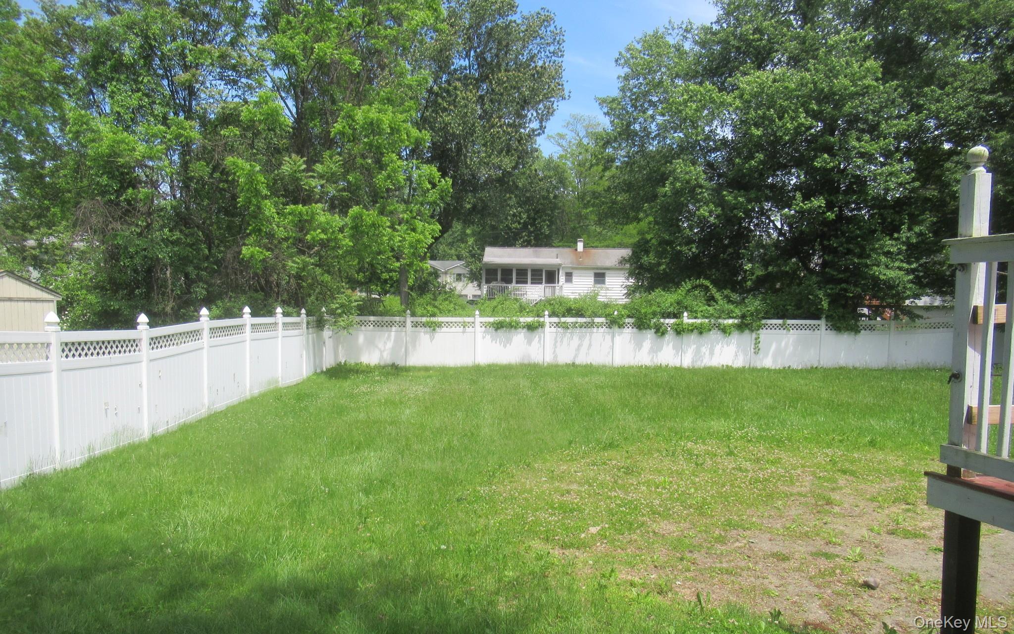 10 Lori Street Property Photo 3