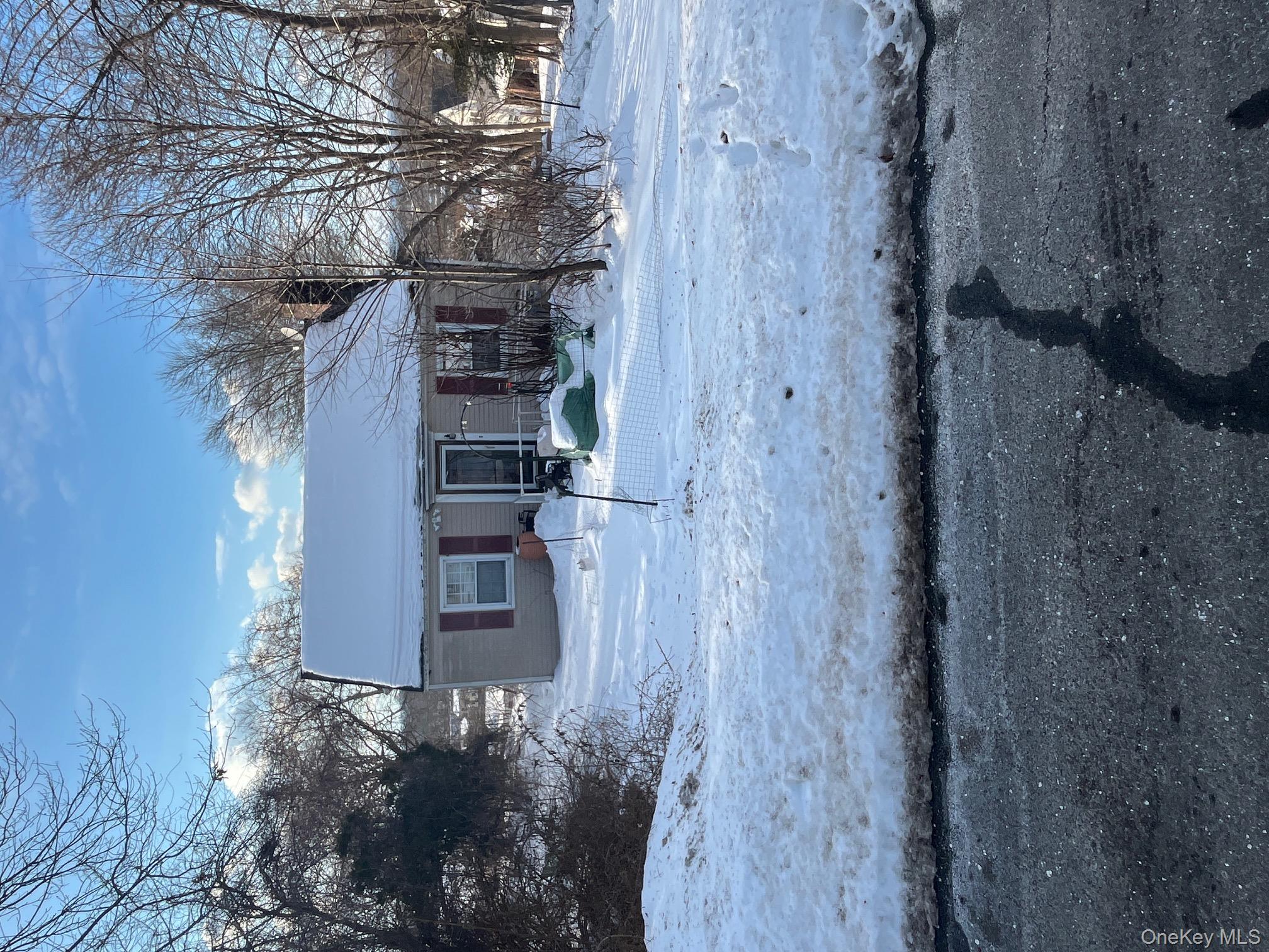 22 New York Avenue Property Photo 2