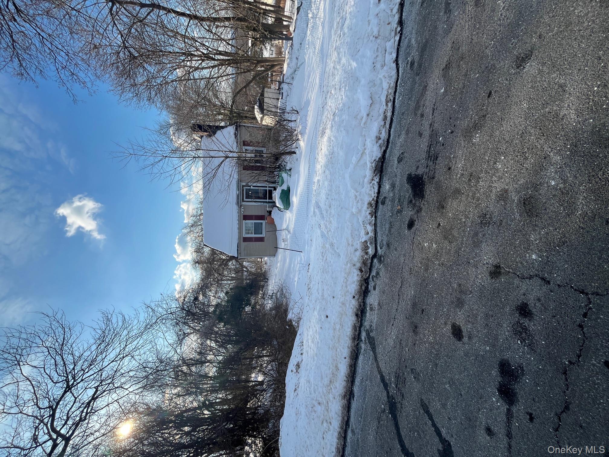 22 New York Avenue Property Photo 5