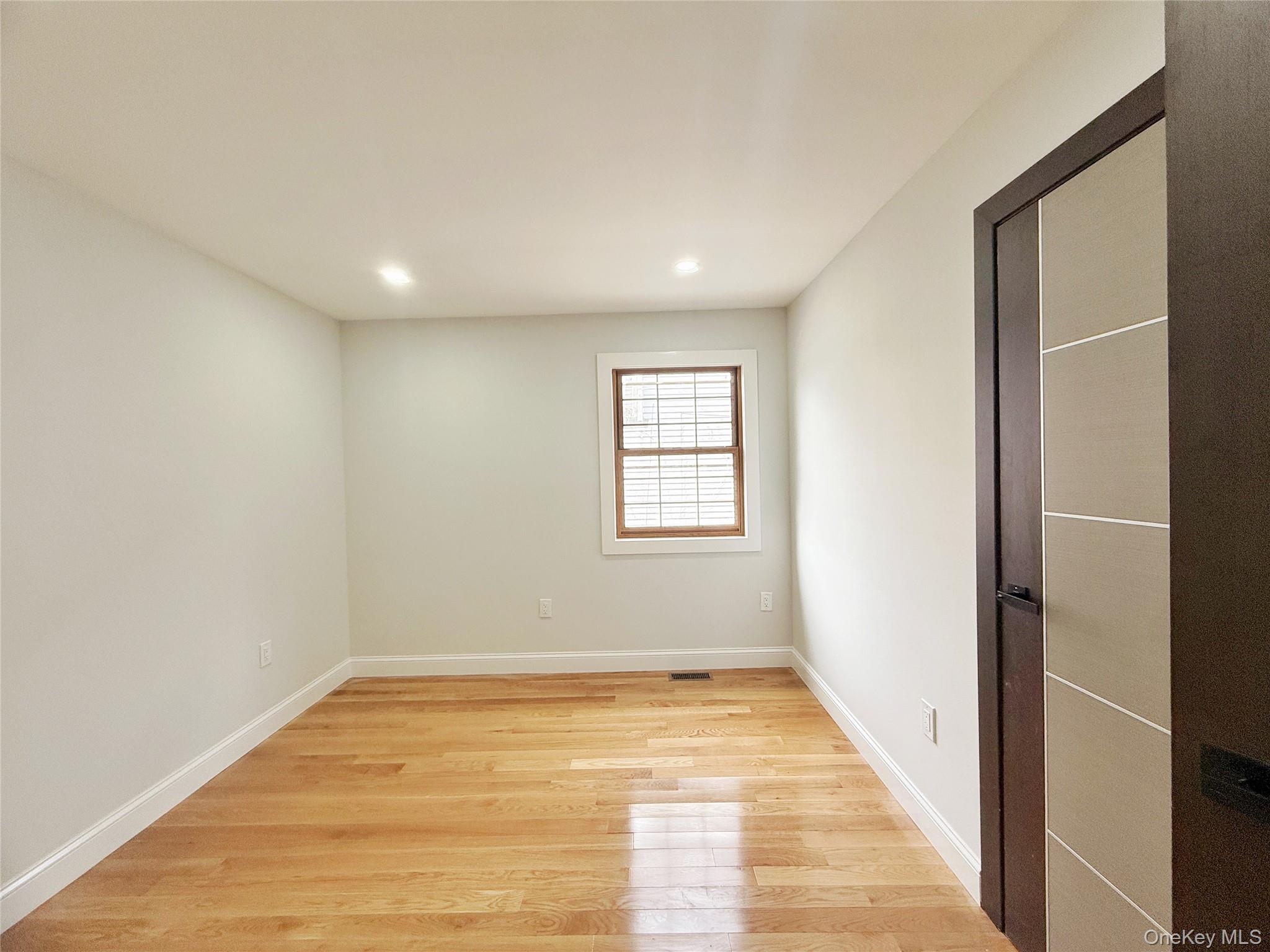 13912 111th Avenue Property Photo 14