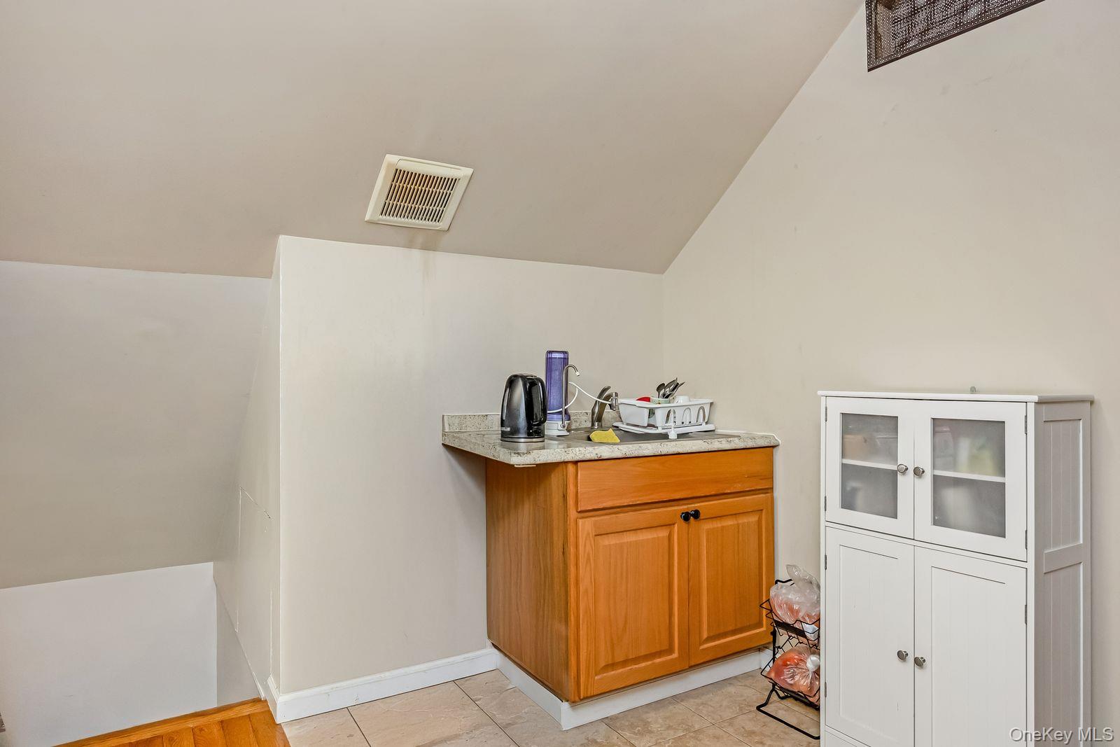 42-28 159th Street Property Photo 29