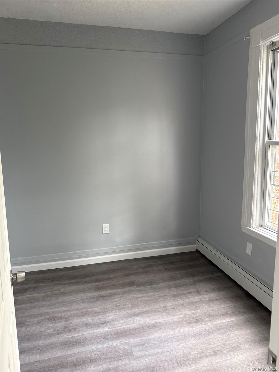 1449 Longfellow Avenue Property Photo 7