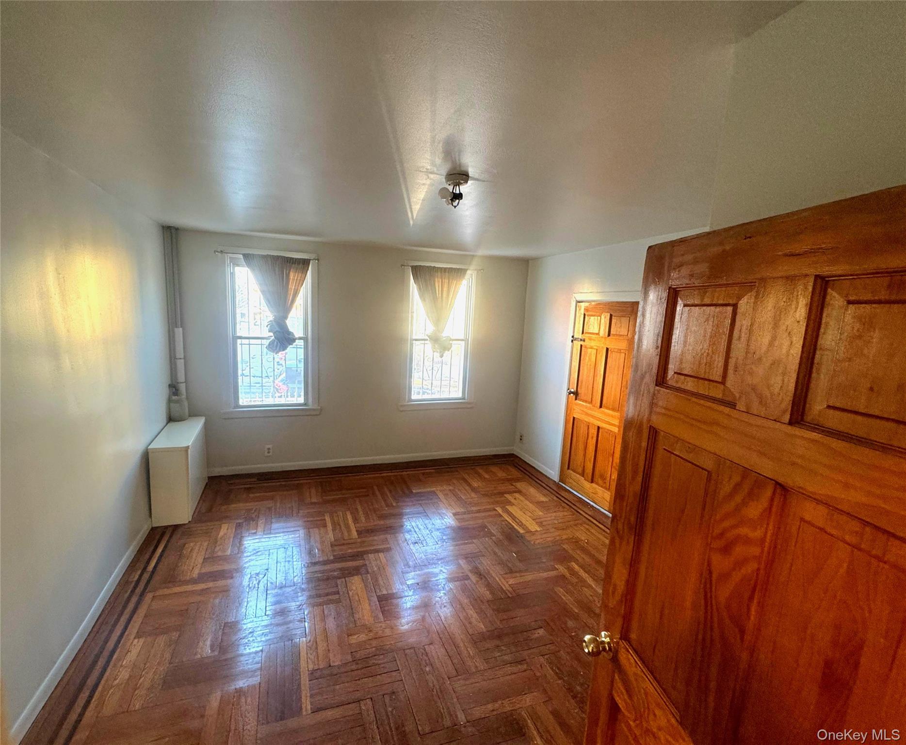 272 New Jersey Avenue Property Photo 8