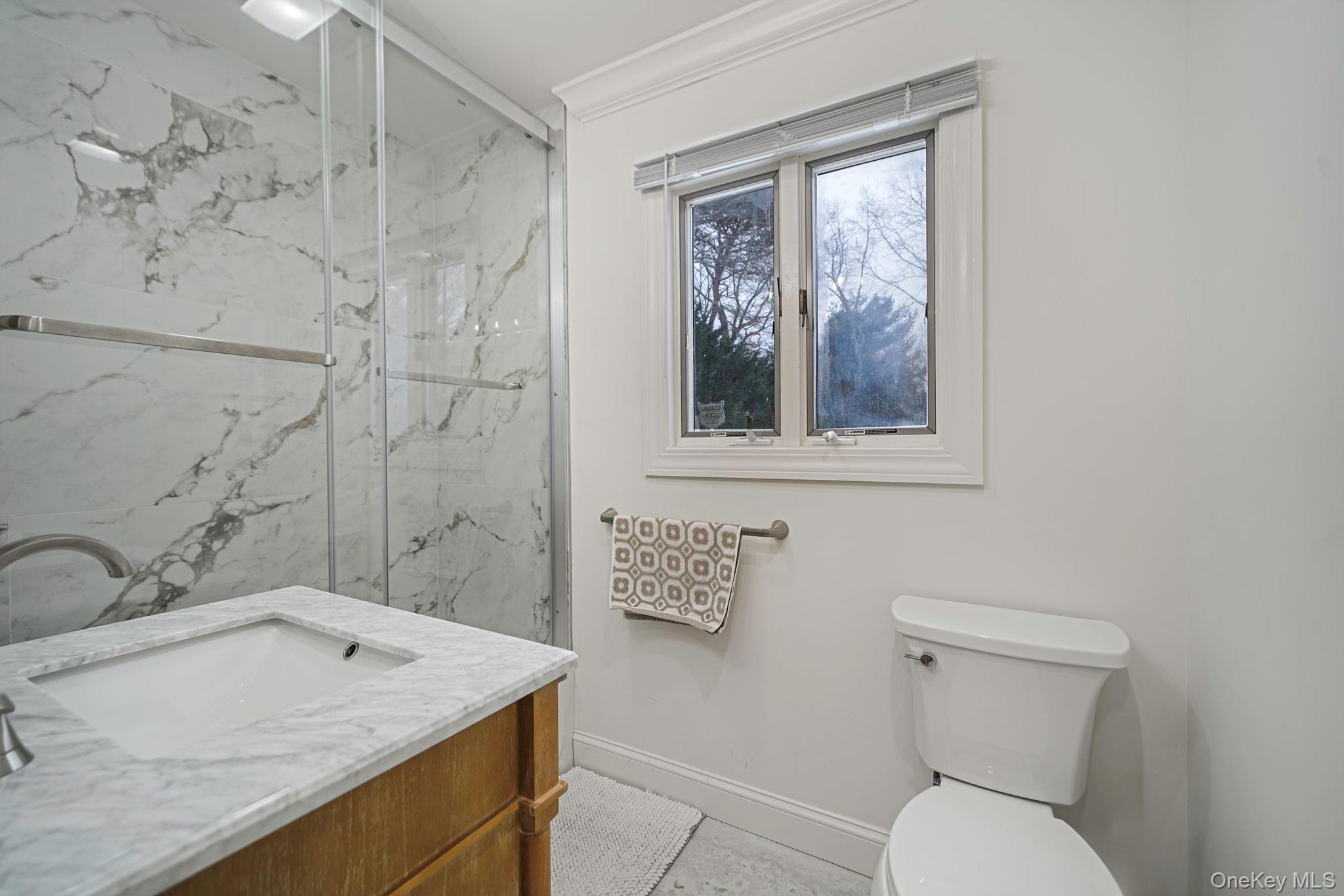 19 Pine Tree Lane Property Photo 17