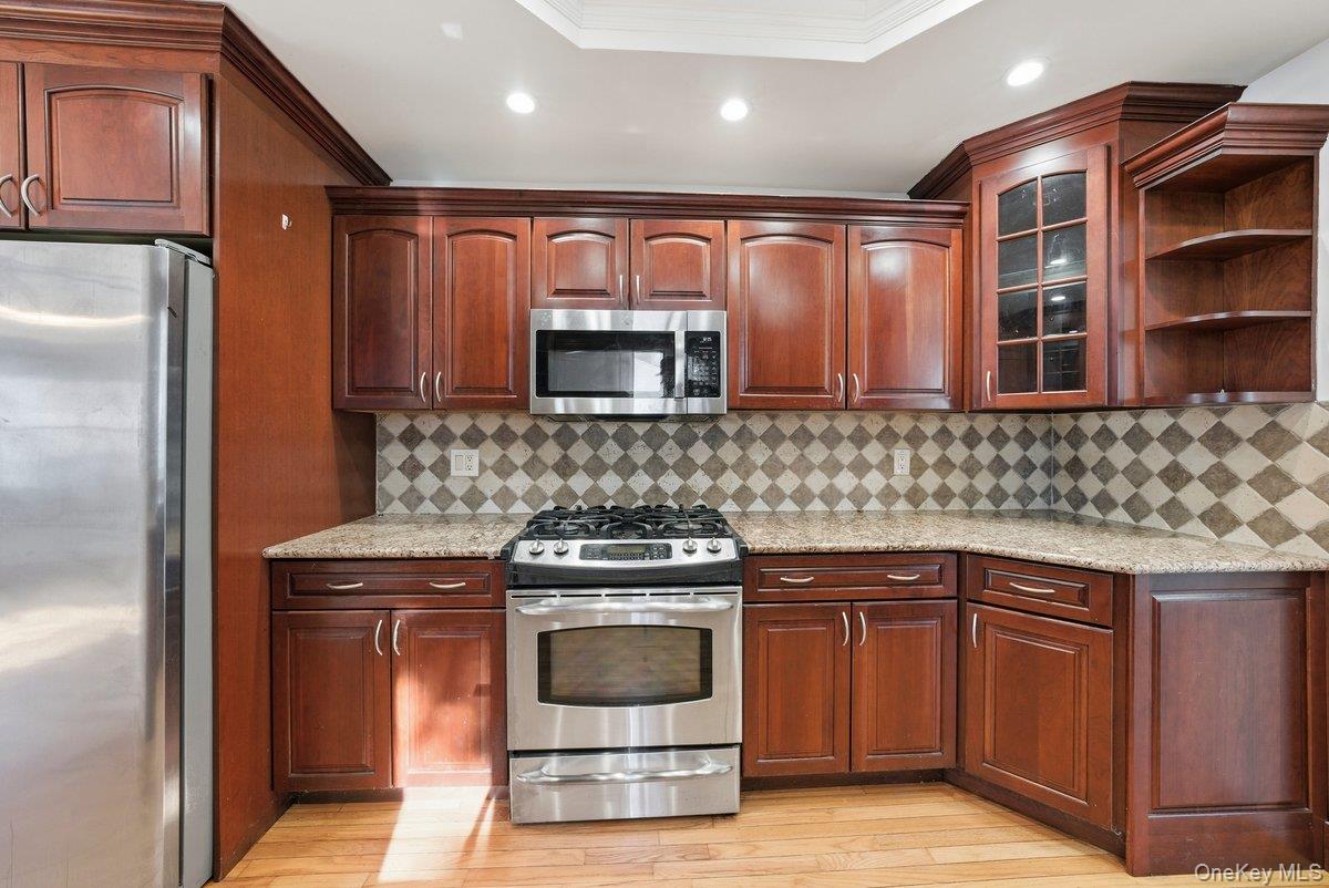 28 Crescent Place Property Photo 8