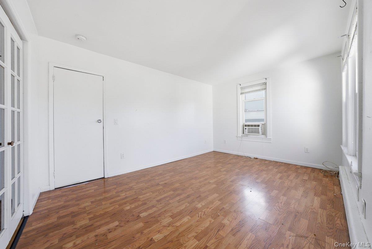 28 Crescent Place Property Photo 19