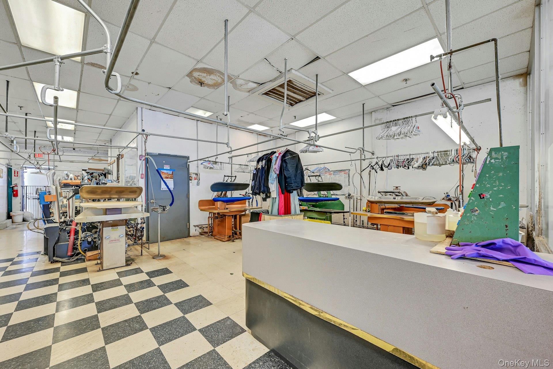958393 Property Photo 6