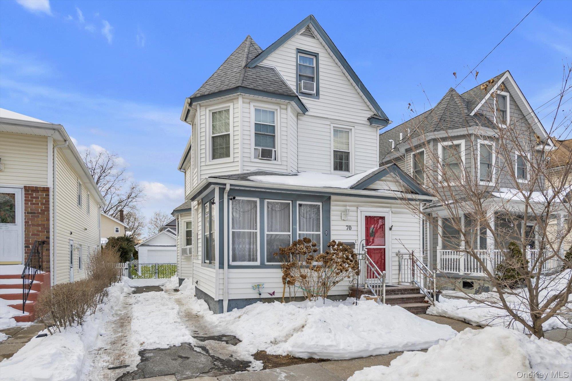 70 Hinsdale Avenue Property Photo 2