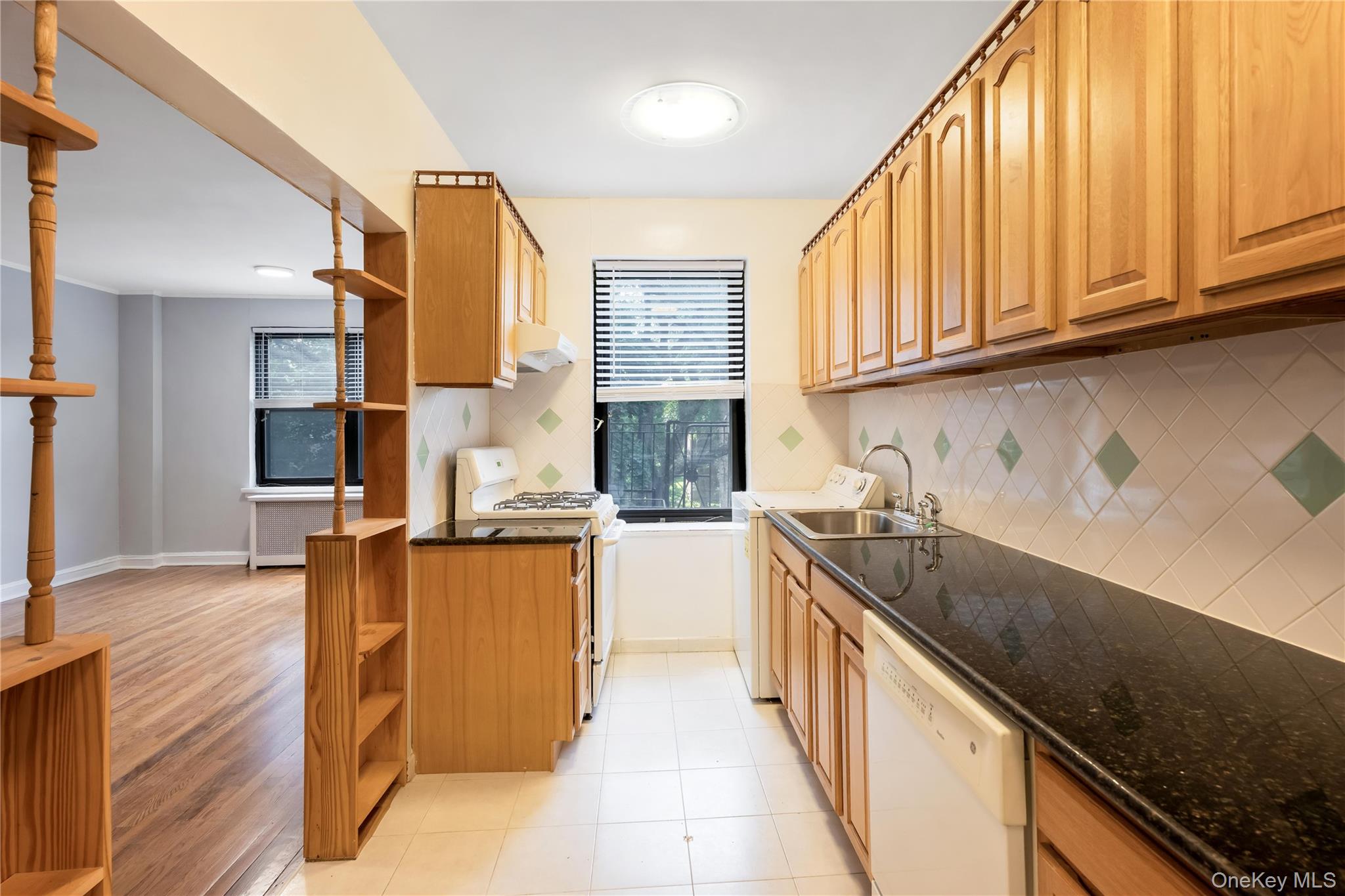 76-12 Ditmars Boulevard B3 Property Photo 3