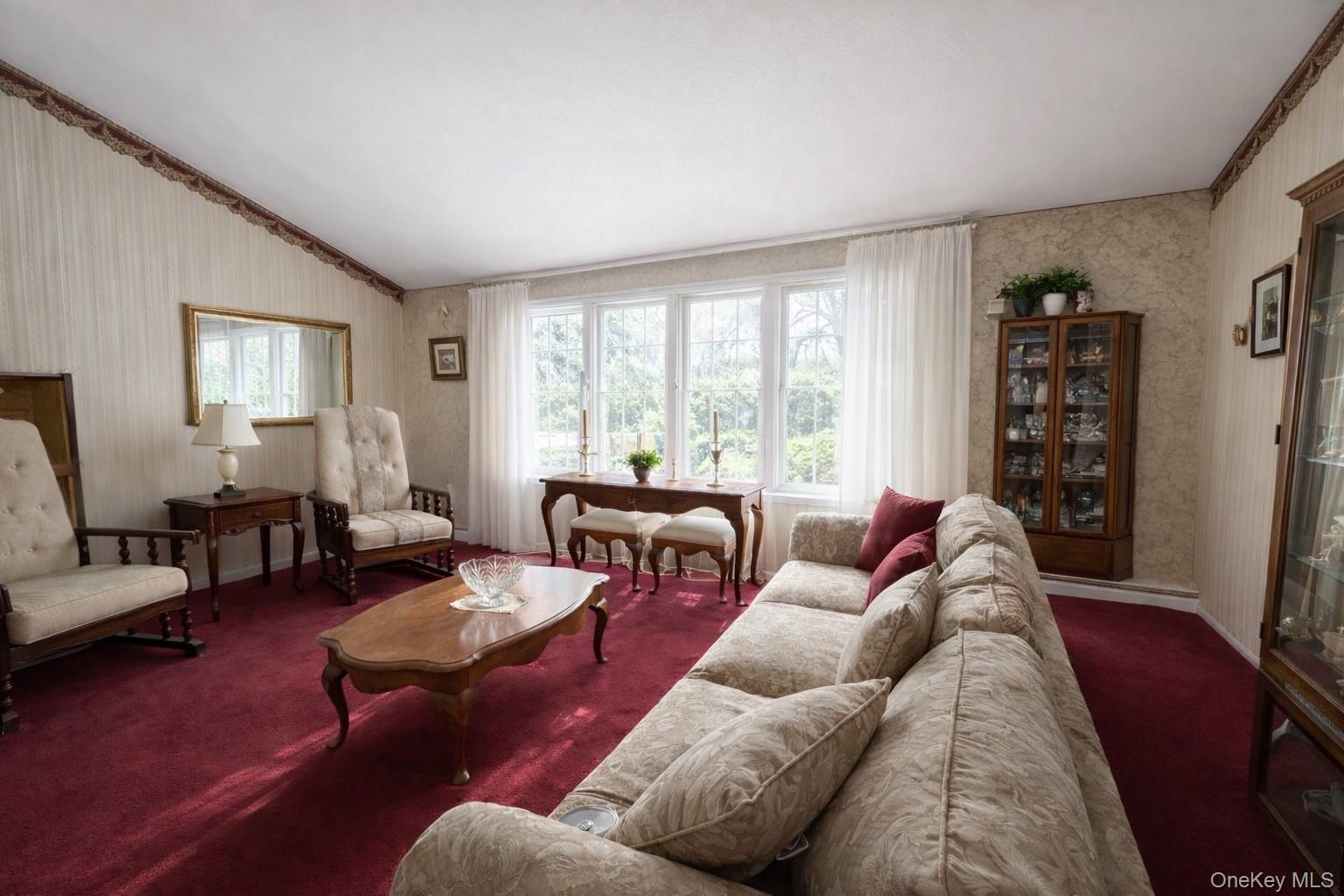 15 Palm Street Property Photo 3