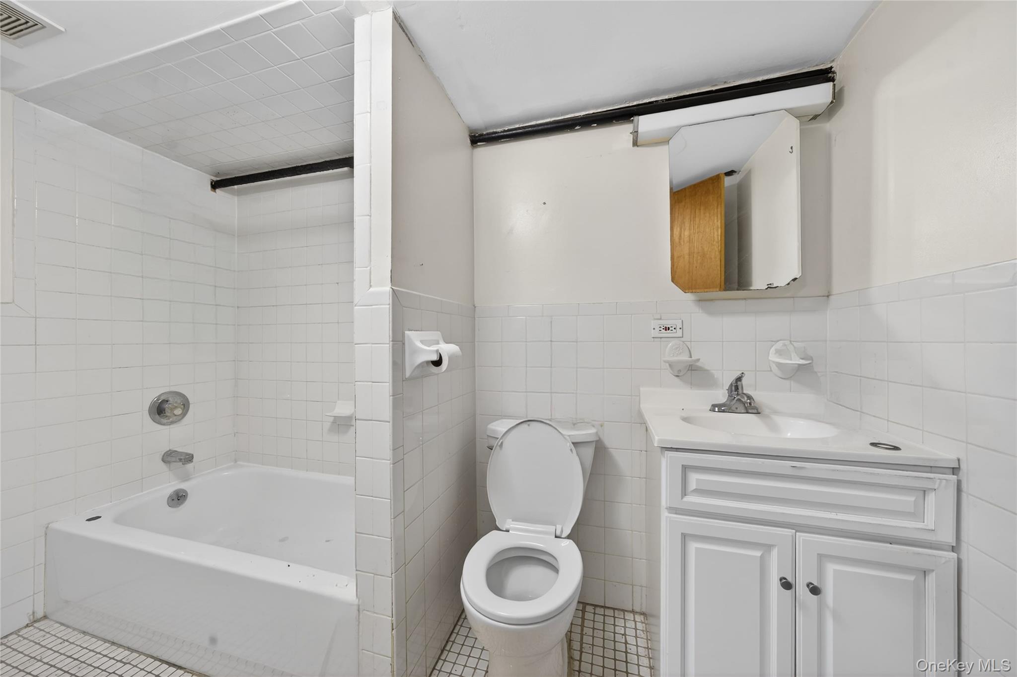 1108 Willmohr Street Property Photo 20