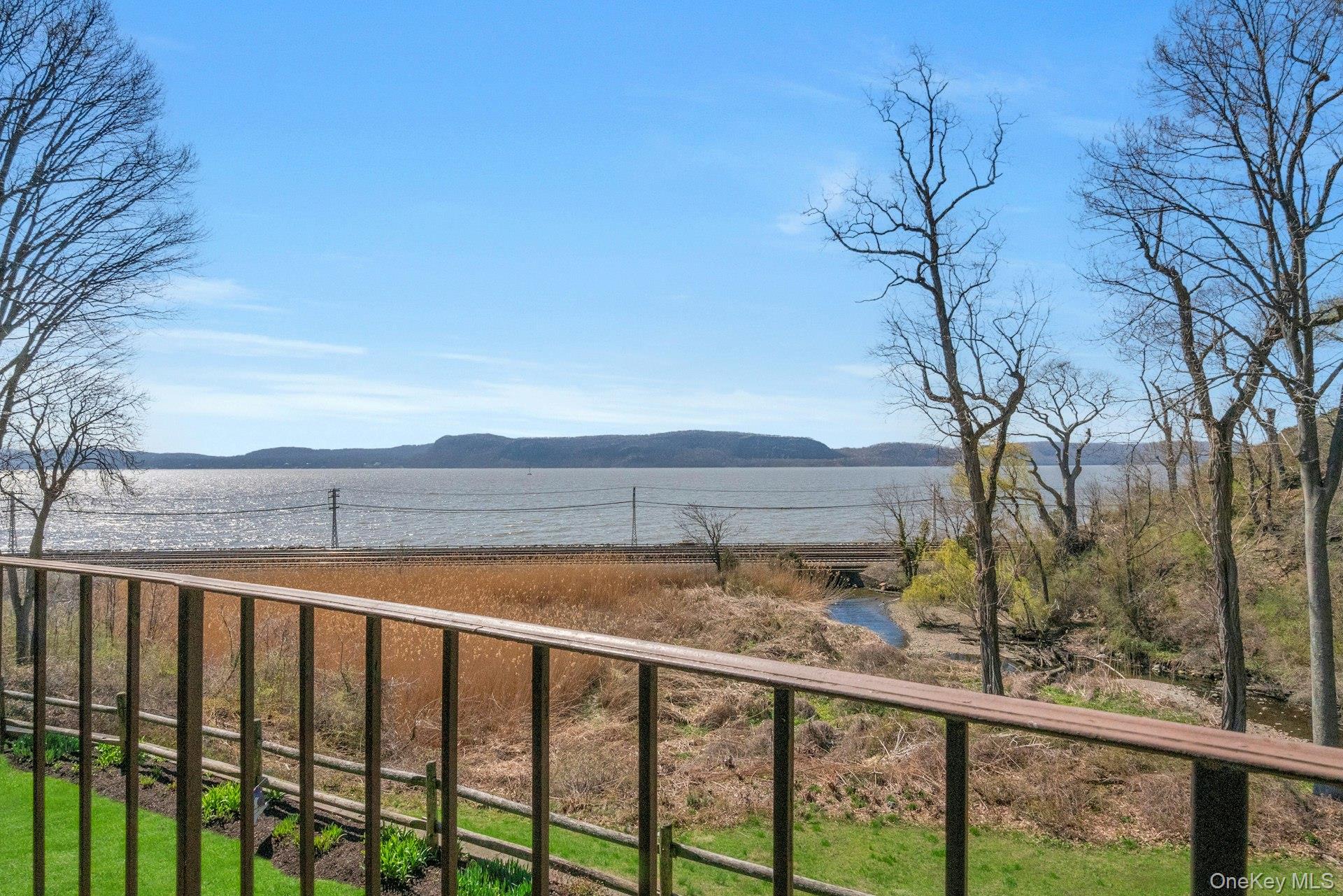 311 Kemeys Cove Property Photo 1