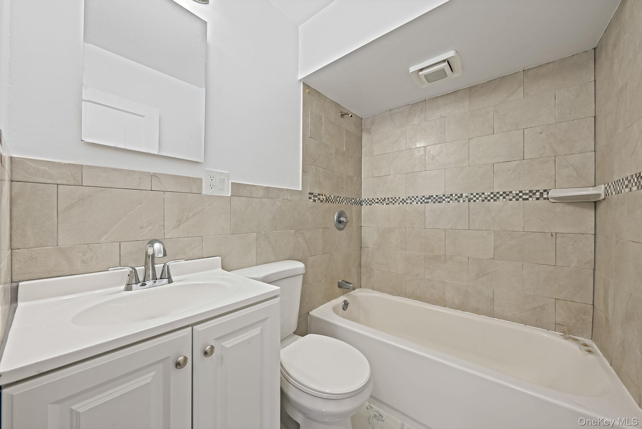 526 Albert Street Property Photo 18