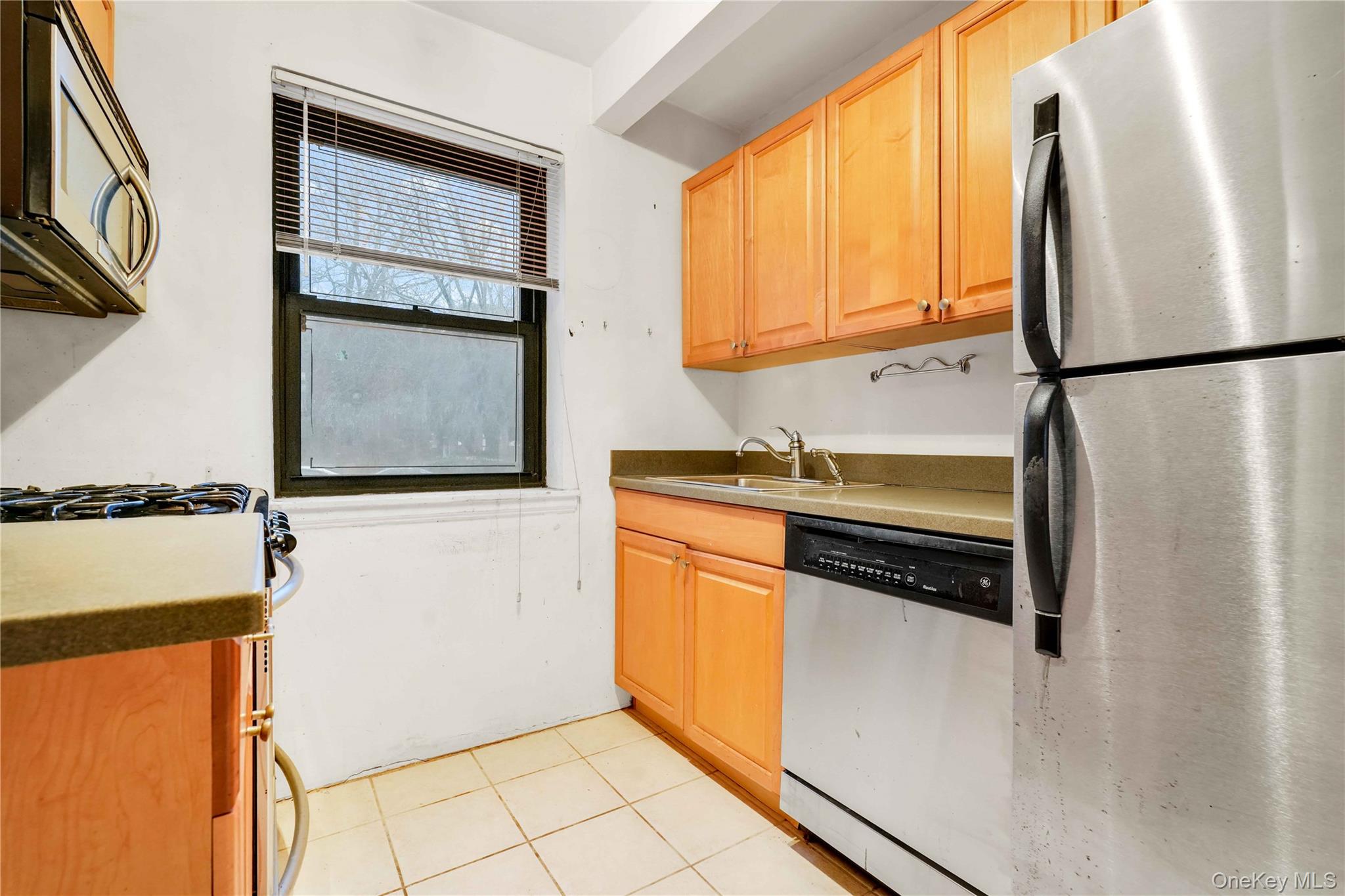46-31 215th Place 1a Property Photo 14