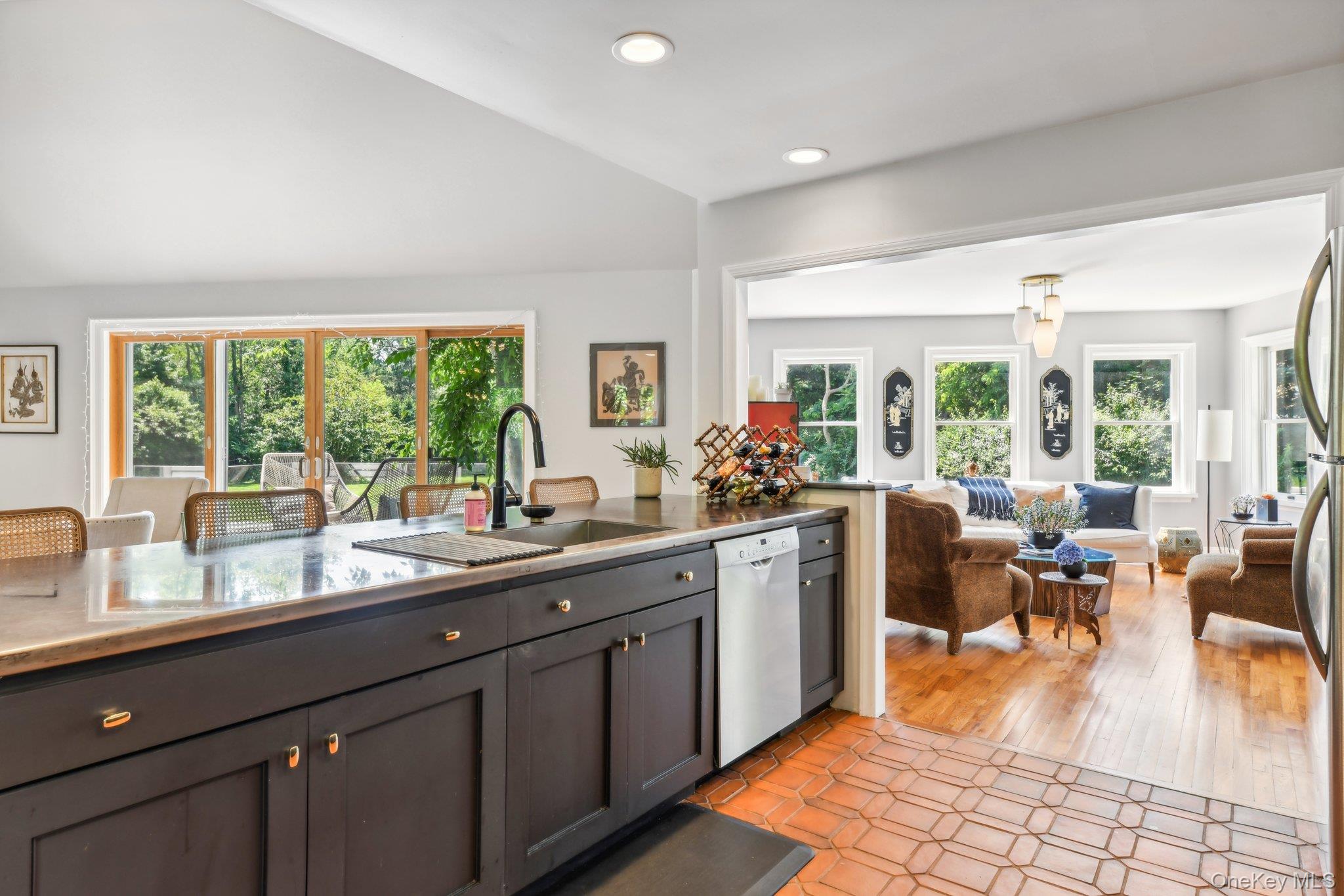 17 Oak Meadow Lane Property Photo 6