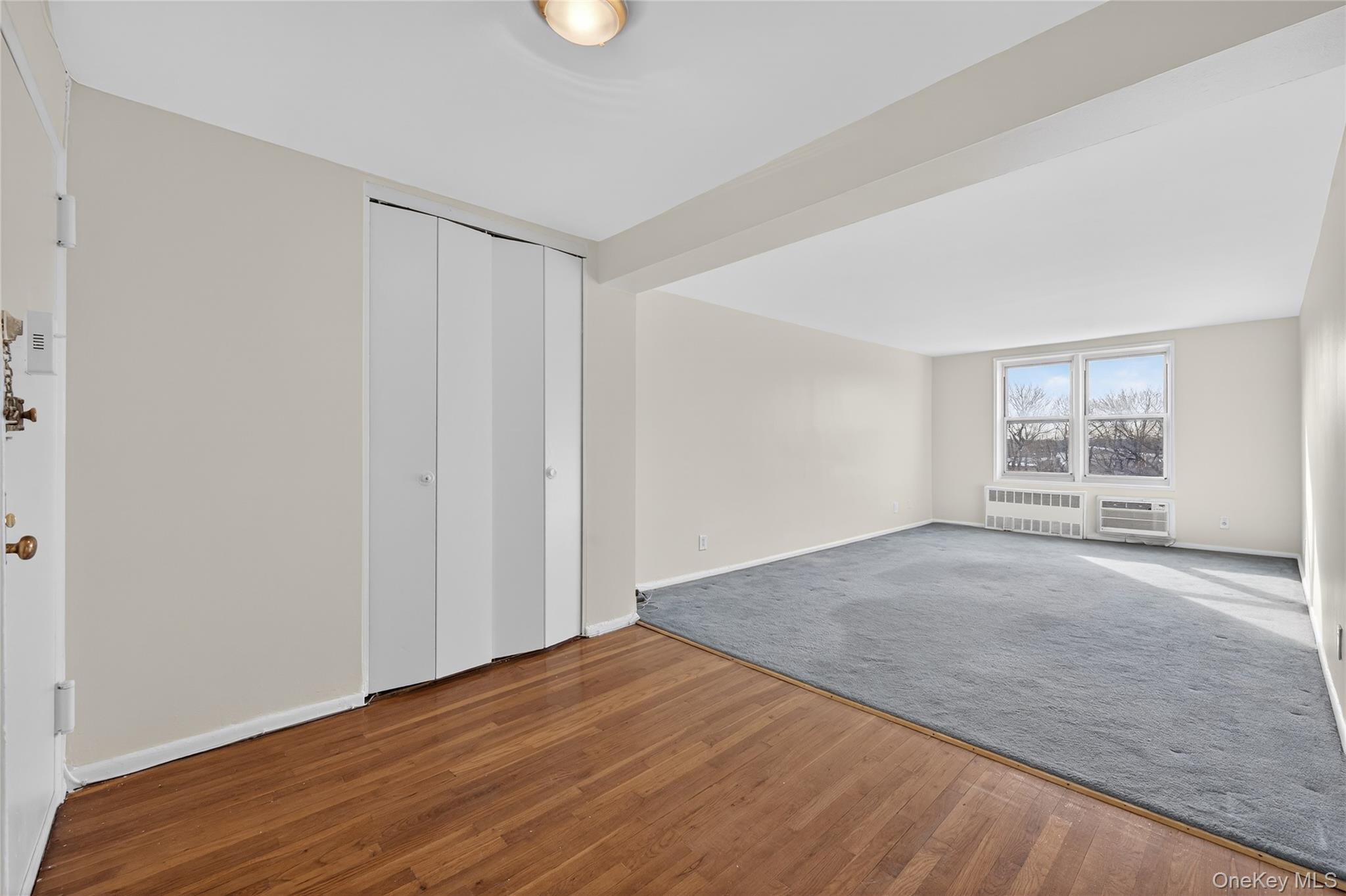 66-10 Thornton Place 4c Property Photo 4